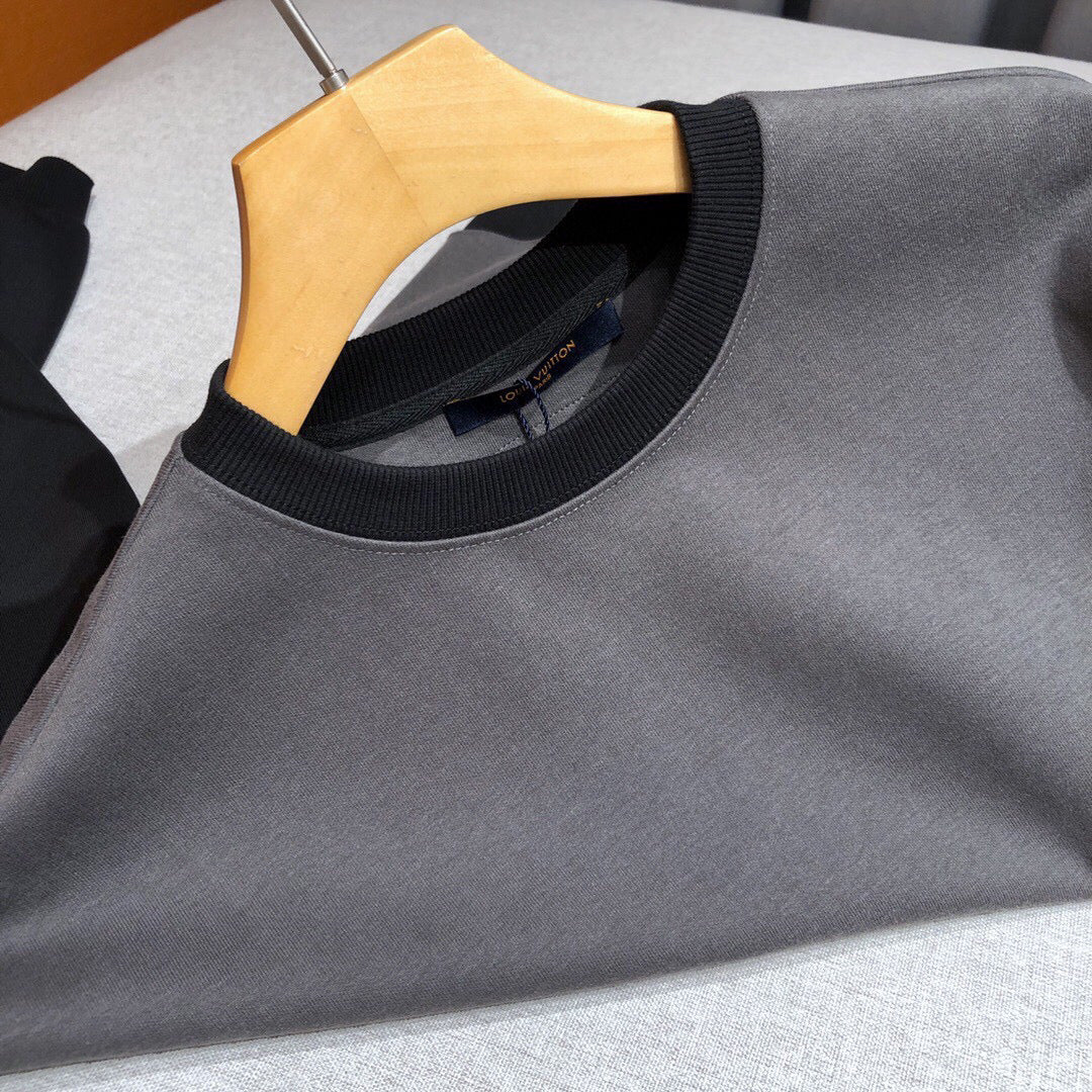 Louis Vuitton Sweatshirt