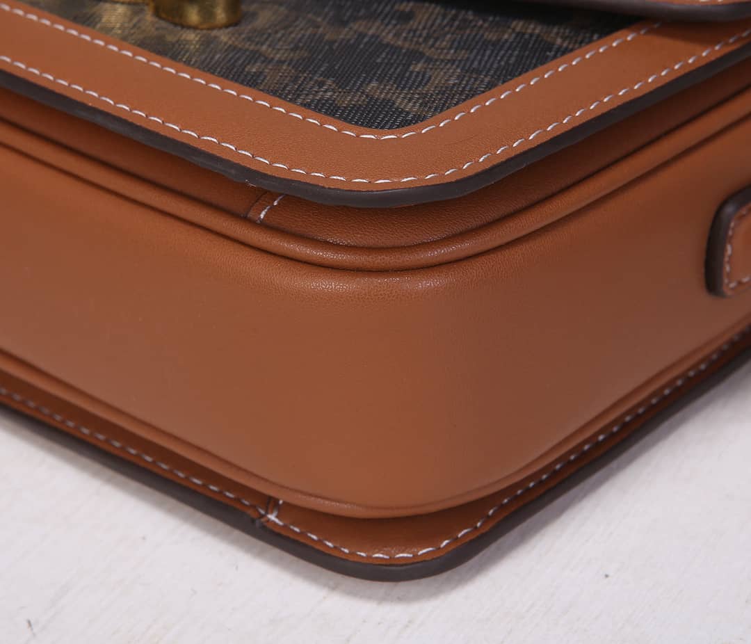 Celine Small Besace 16 Cowhide Replica Saddle Bag