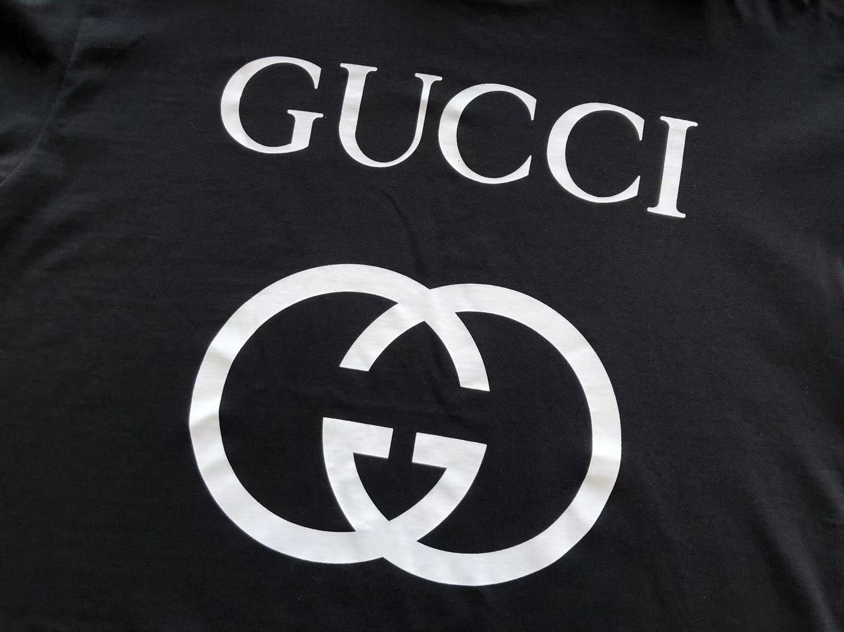 Gucci T-shirt