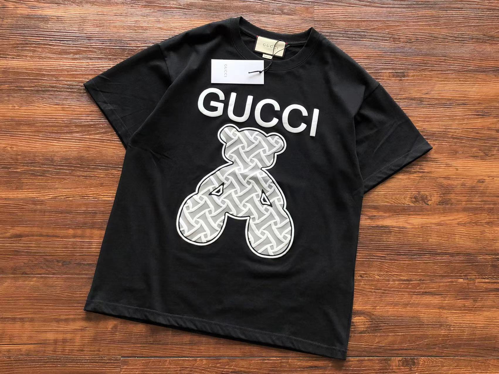 Gucci T-shirt