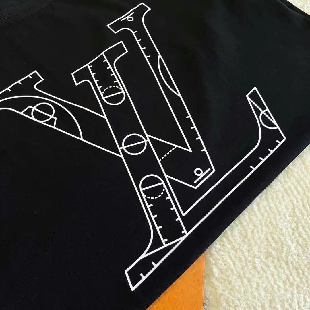 Louis Vuitton T-shirt