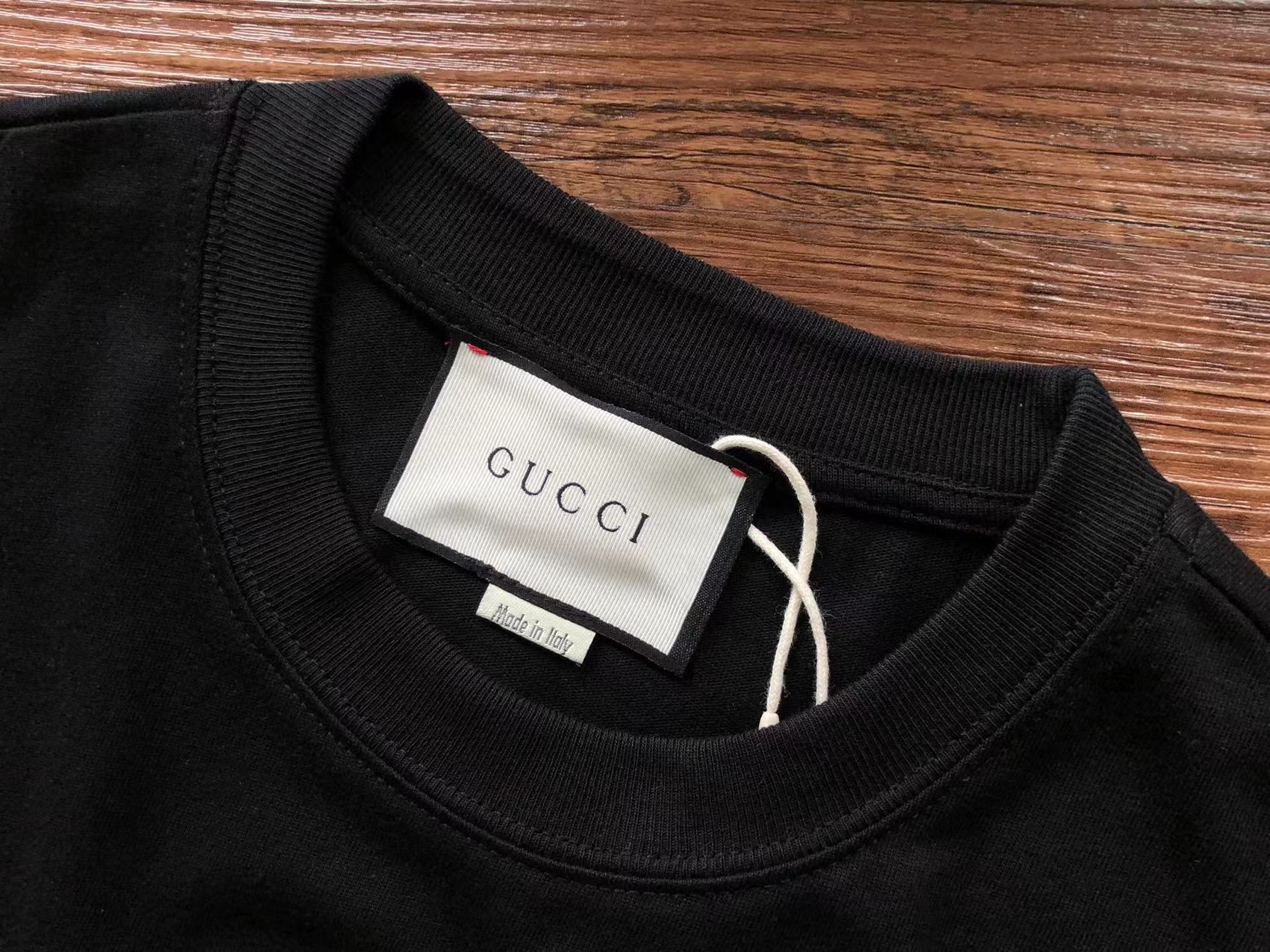 Gucci T-shirt