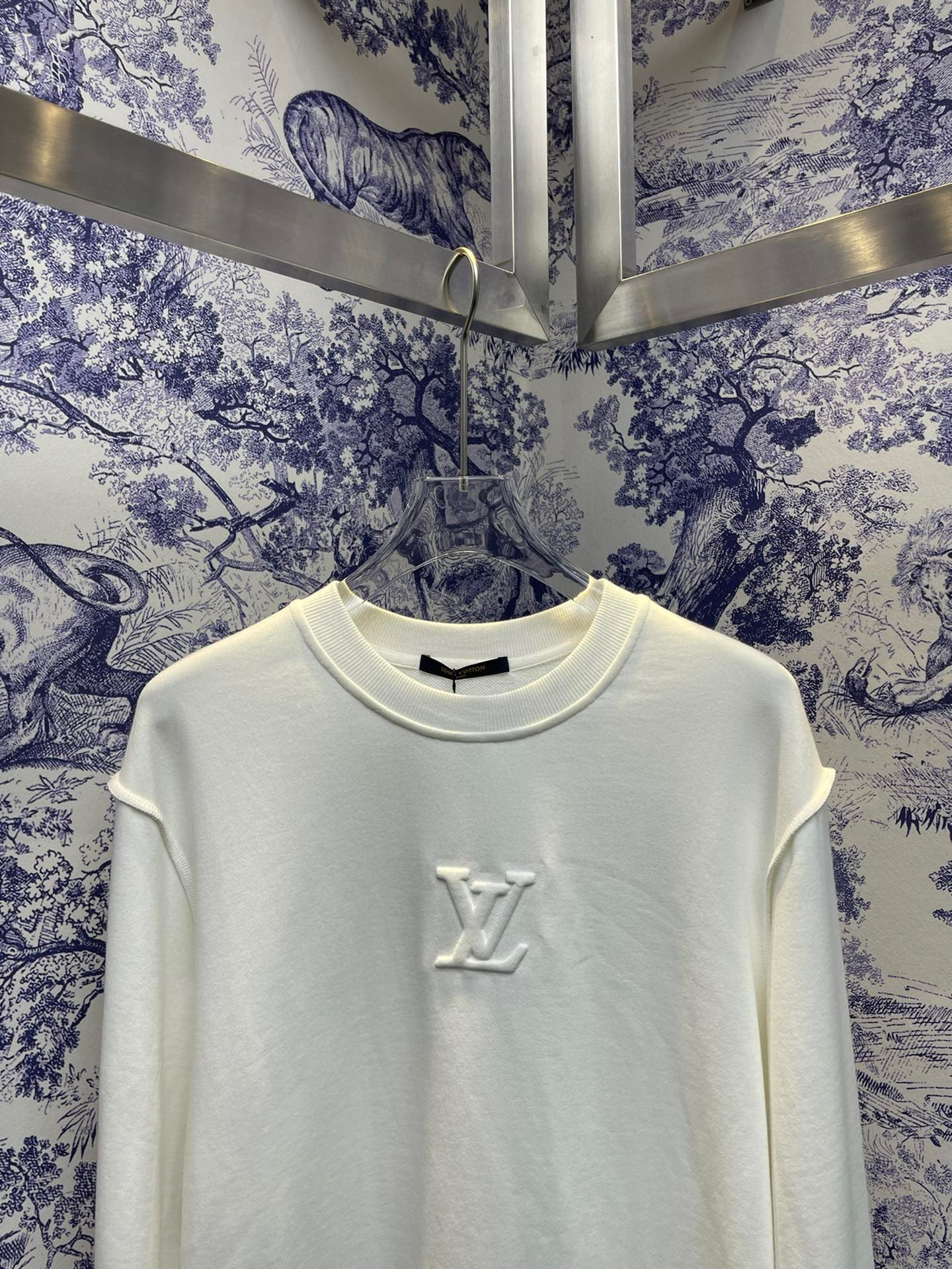 Louis Vuitton Sweatshirt