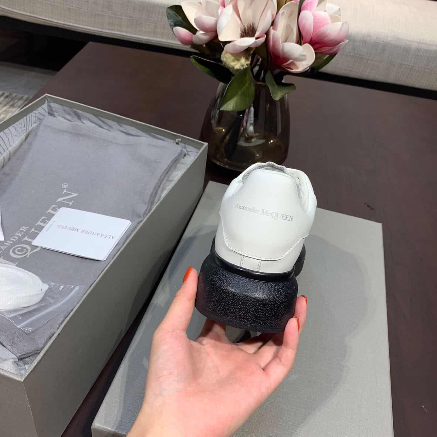 Alexander Mcqueen Sneaker Dupe - AM2