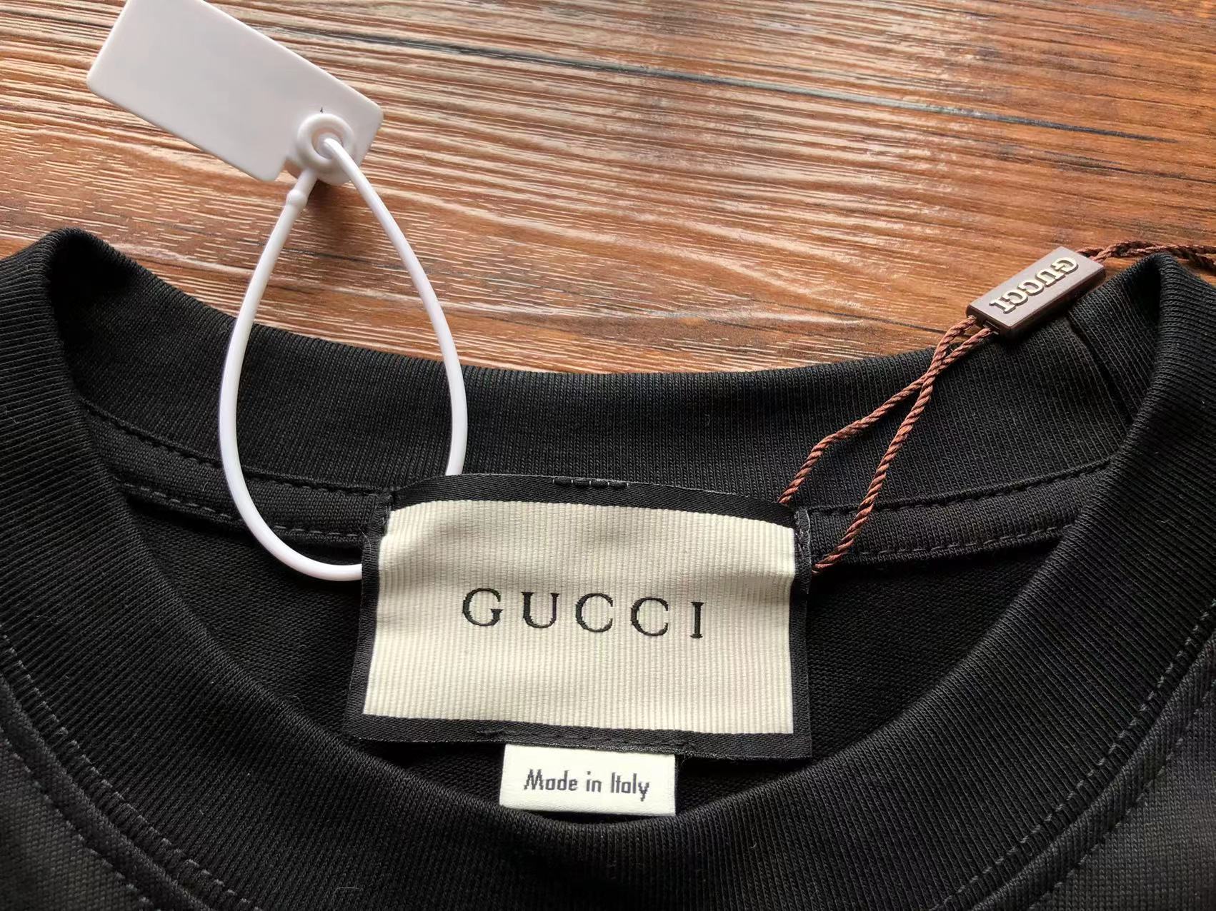 Gucci T-shirt