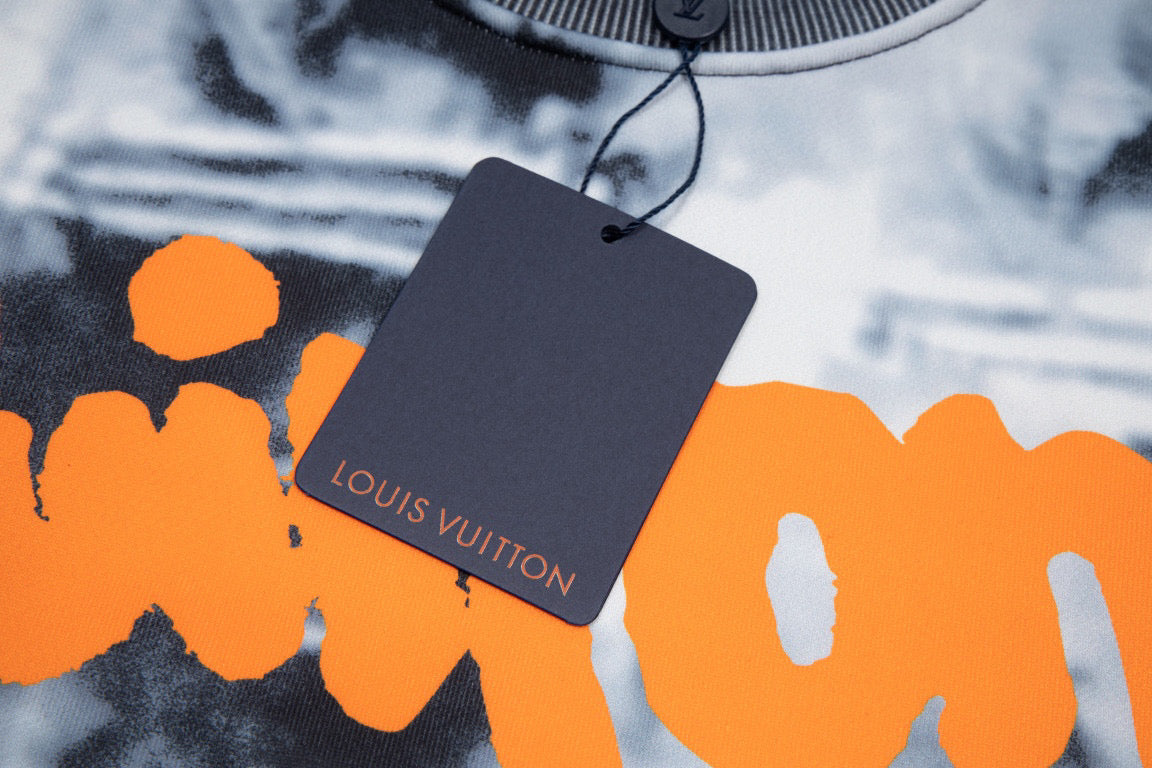 Louis Vuitton Sweatshirt