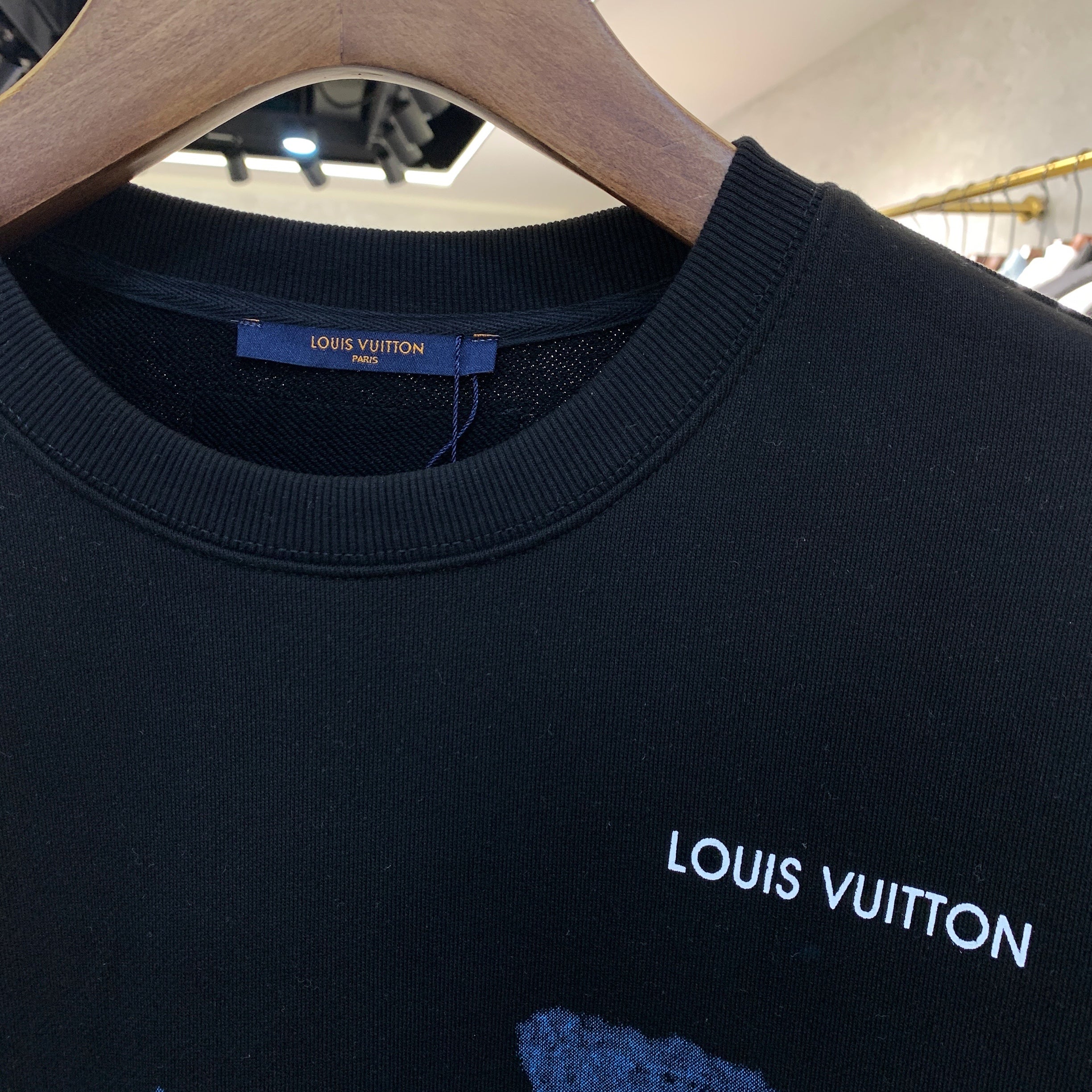 Louis Vuitton Sweatshirt