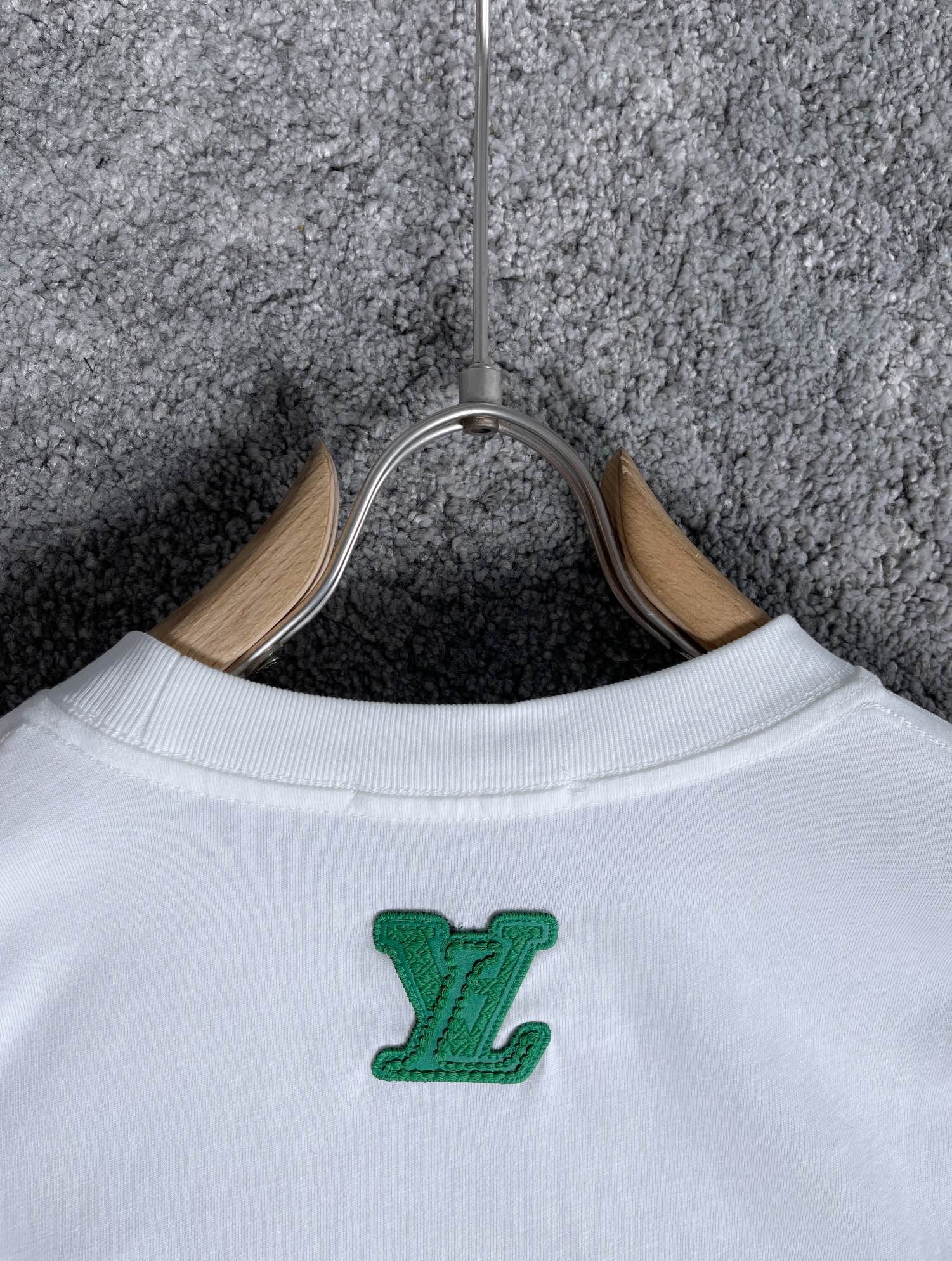Louis Vuitton T-shirt
