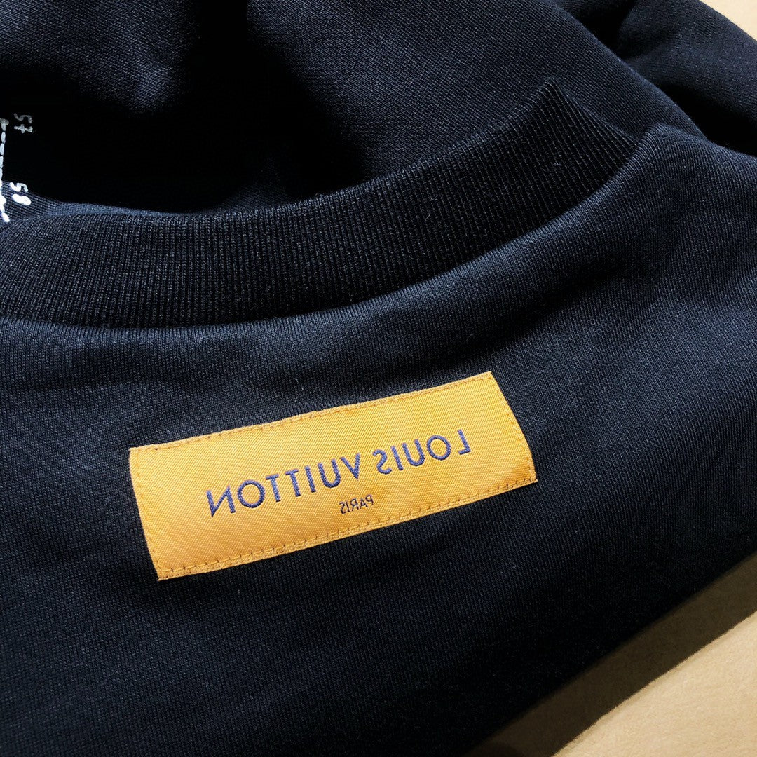 Louis Vuitton Sweatshirt