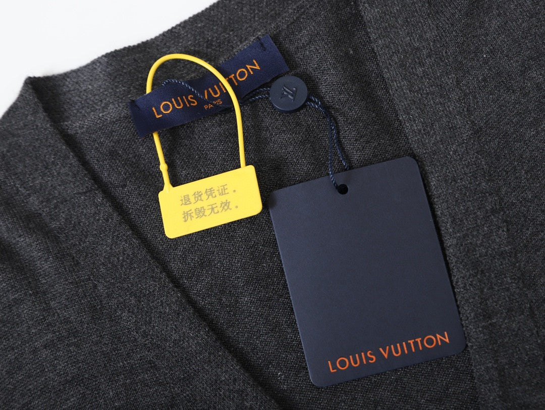 Louis Vuitton Cardigan