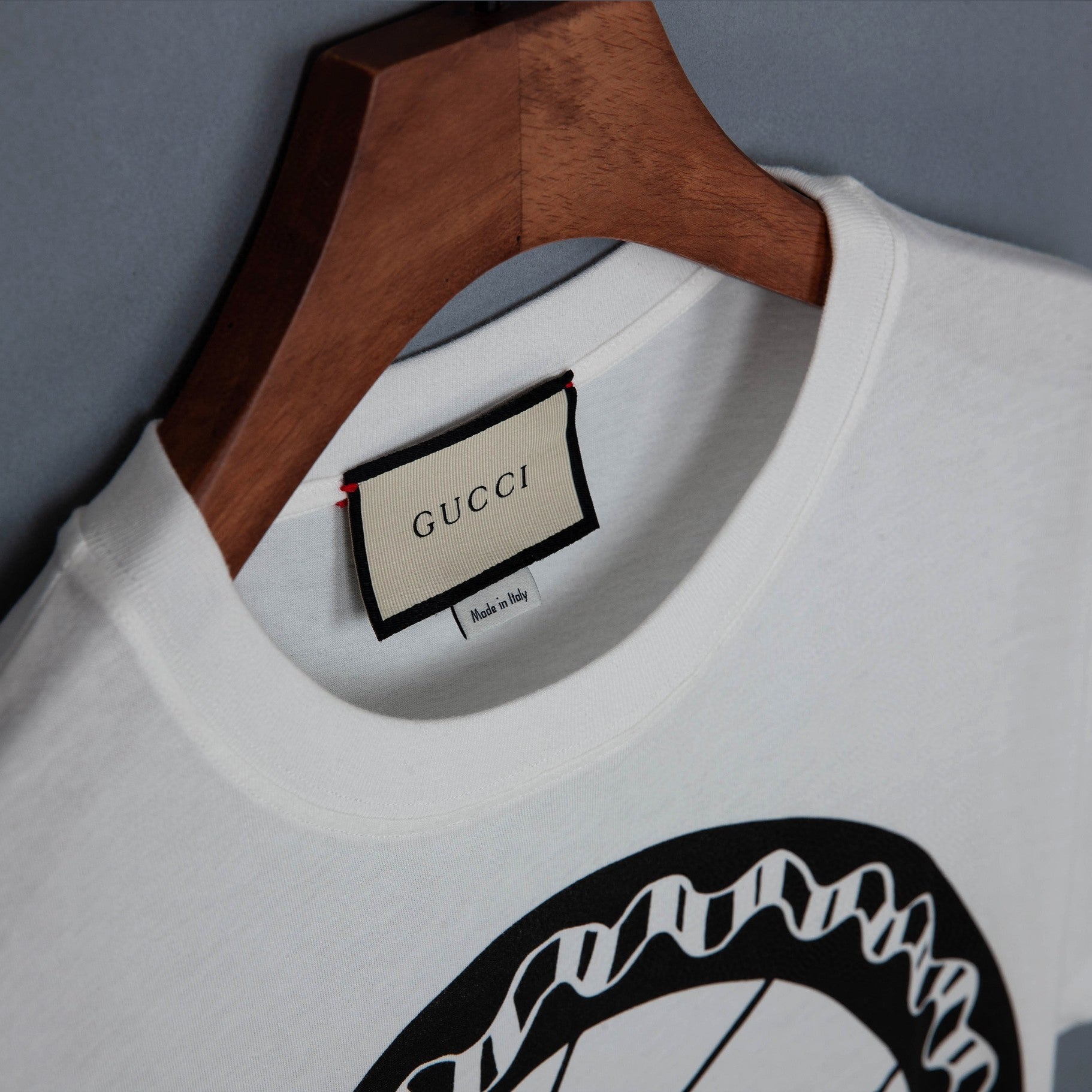 Gucci T-shirt