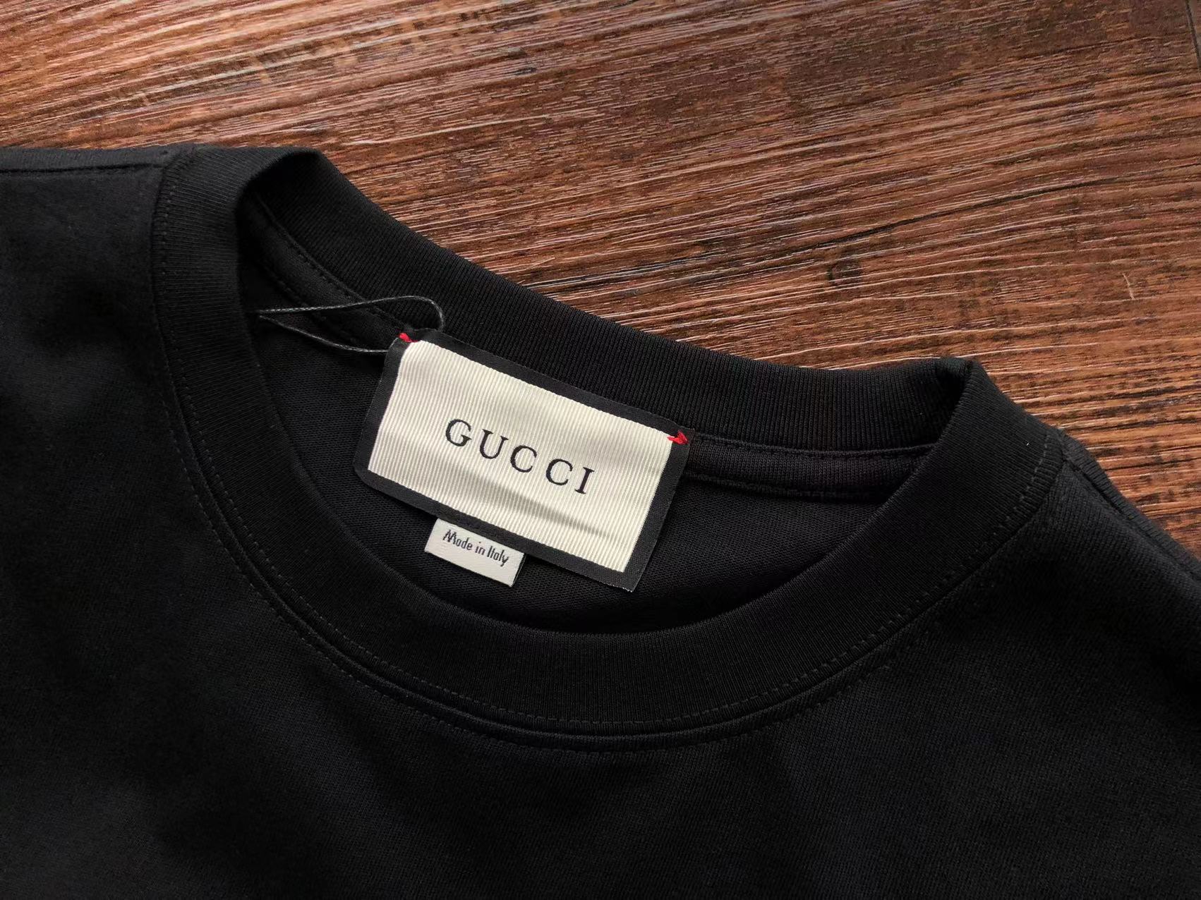 Gucci T-shirt