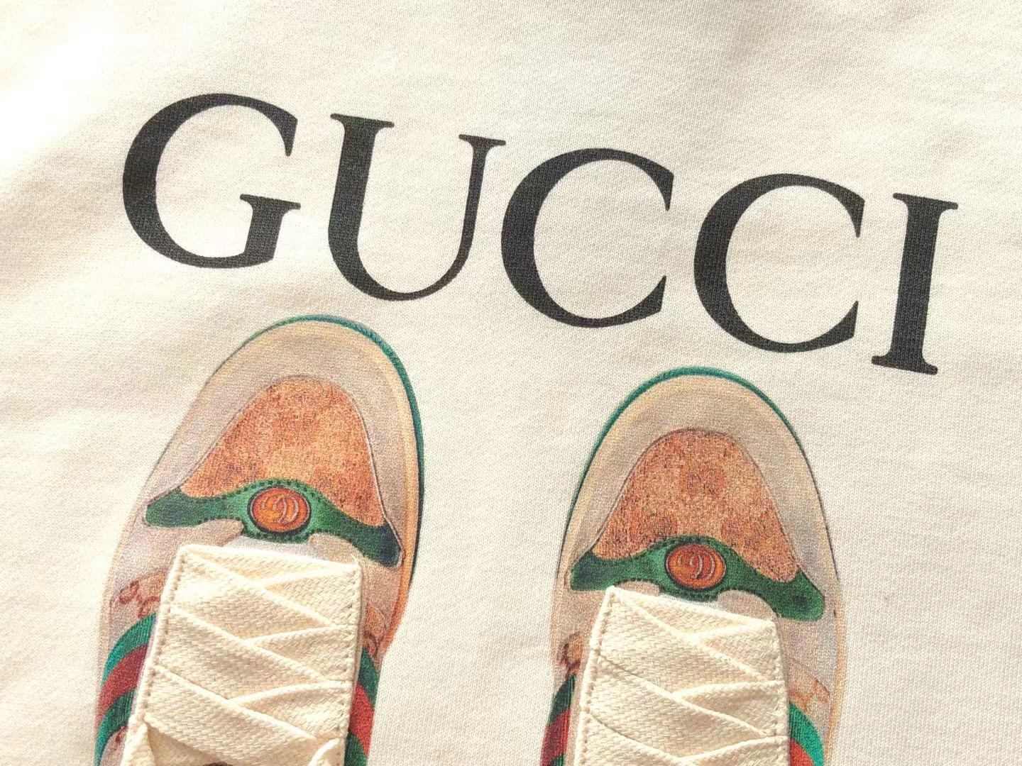 Gucci Sweatshirt