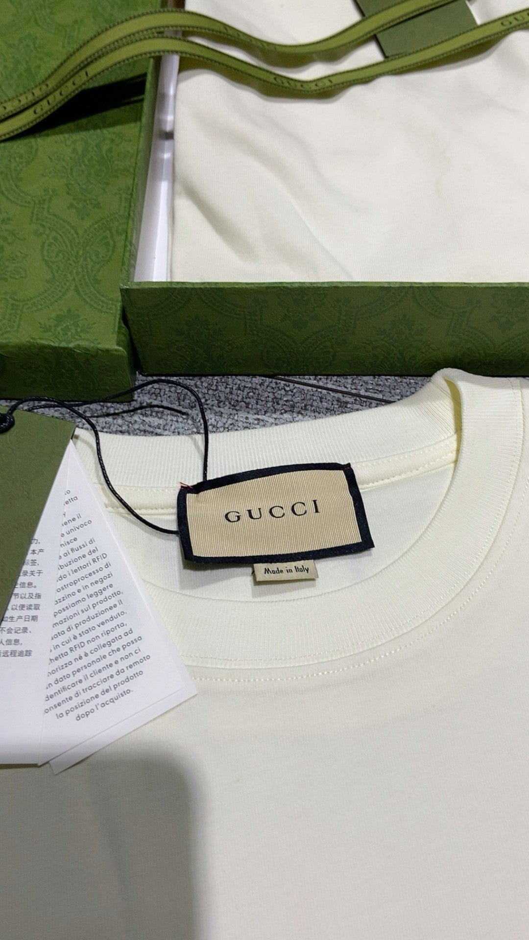Gucci T-shirt