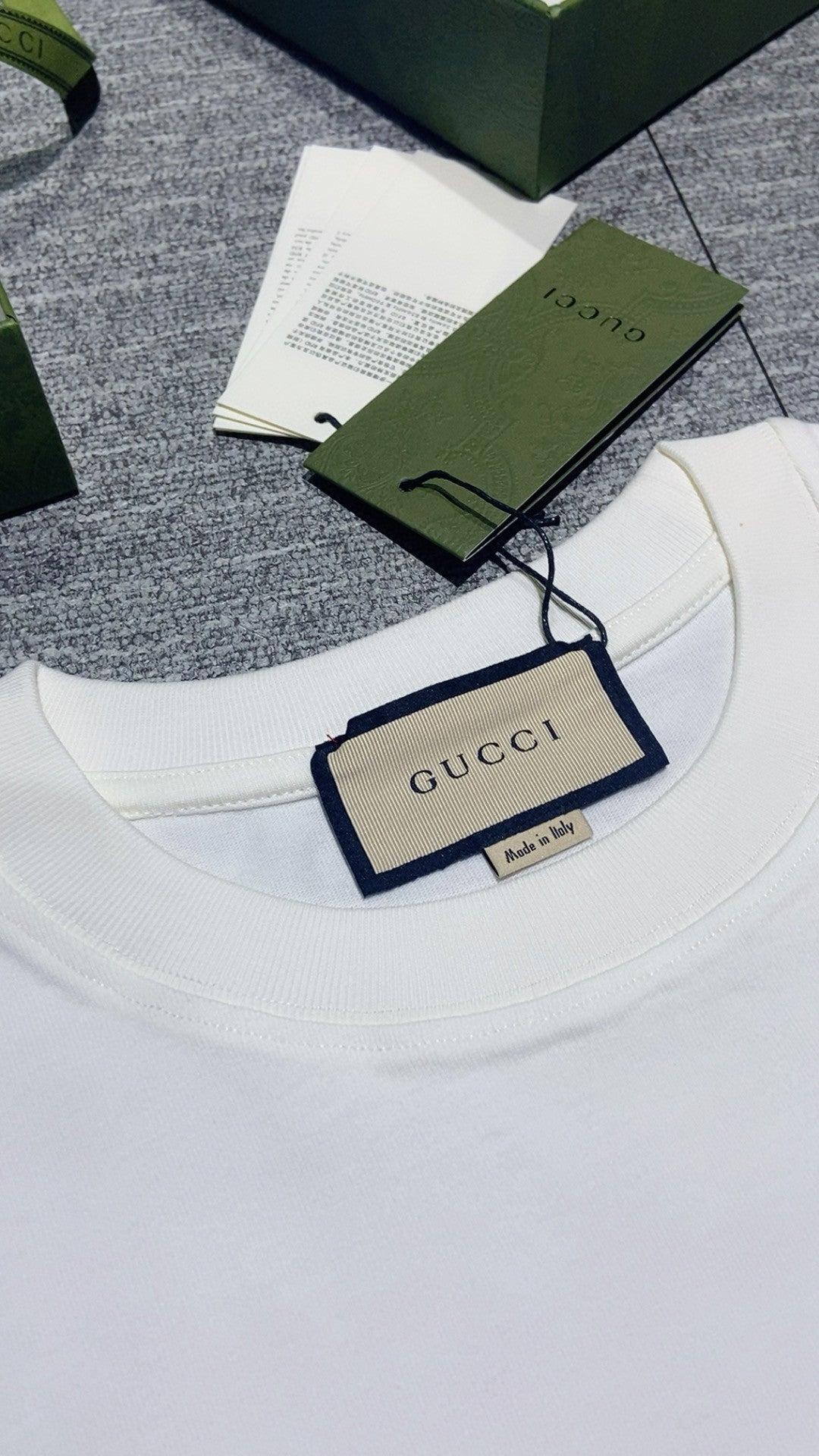 Gucci T-shirt