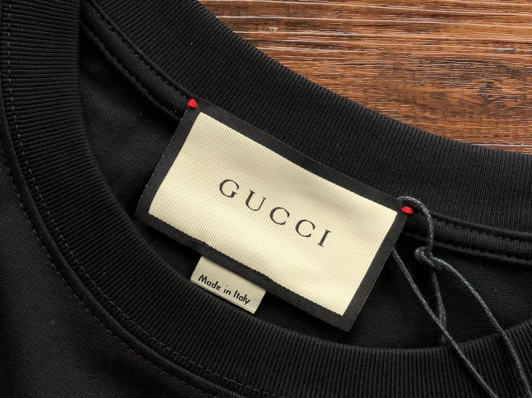 Gucci T-shirt