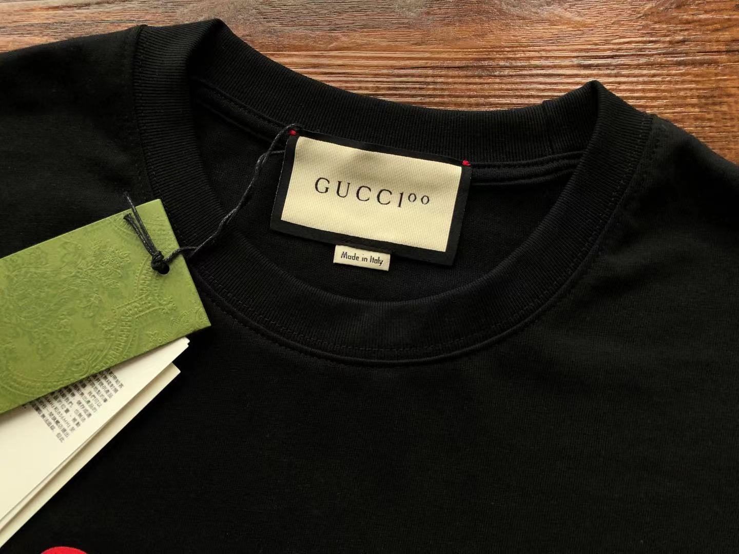Gucci T-shirt