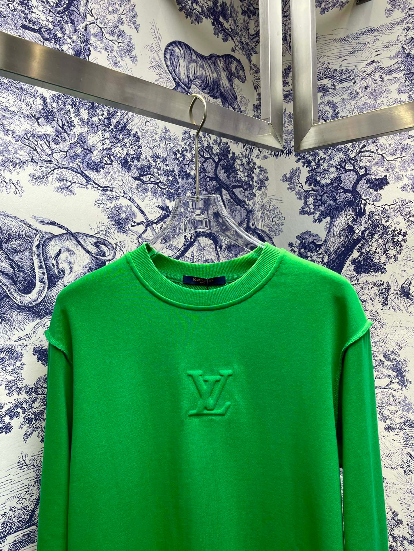 Louis Vuitton Sweatshirt