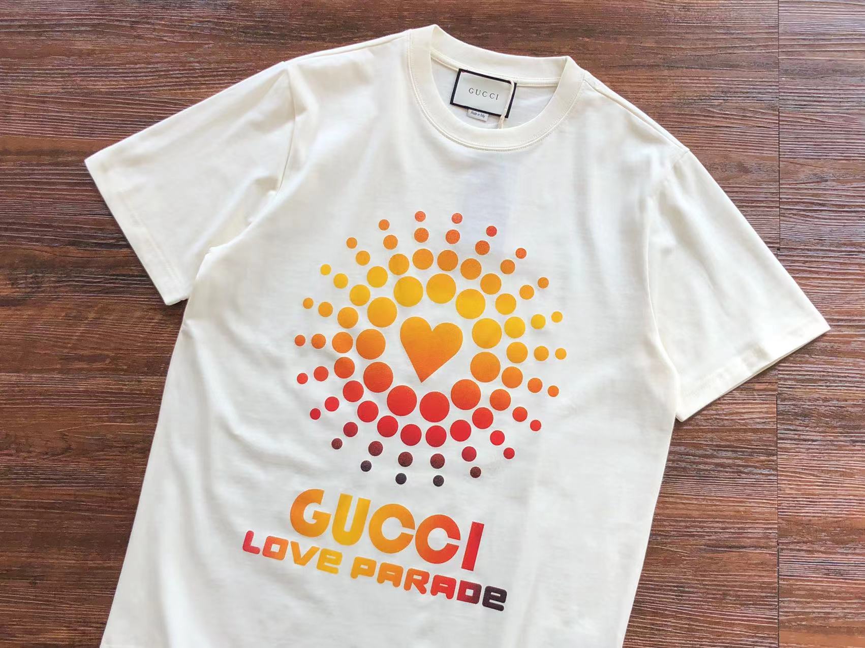 Gucci T-shirt