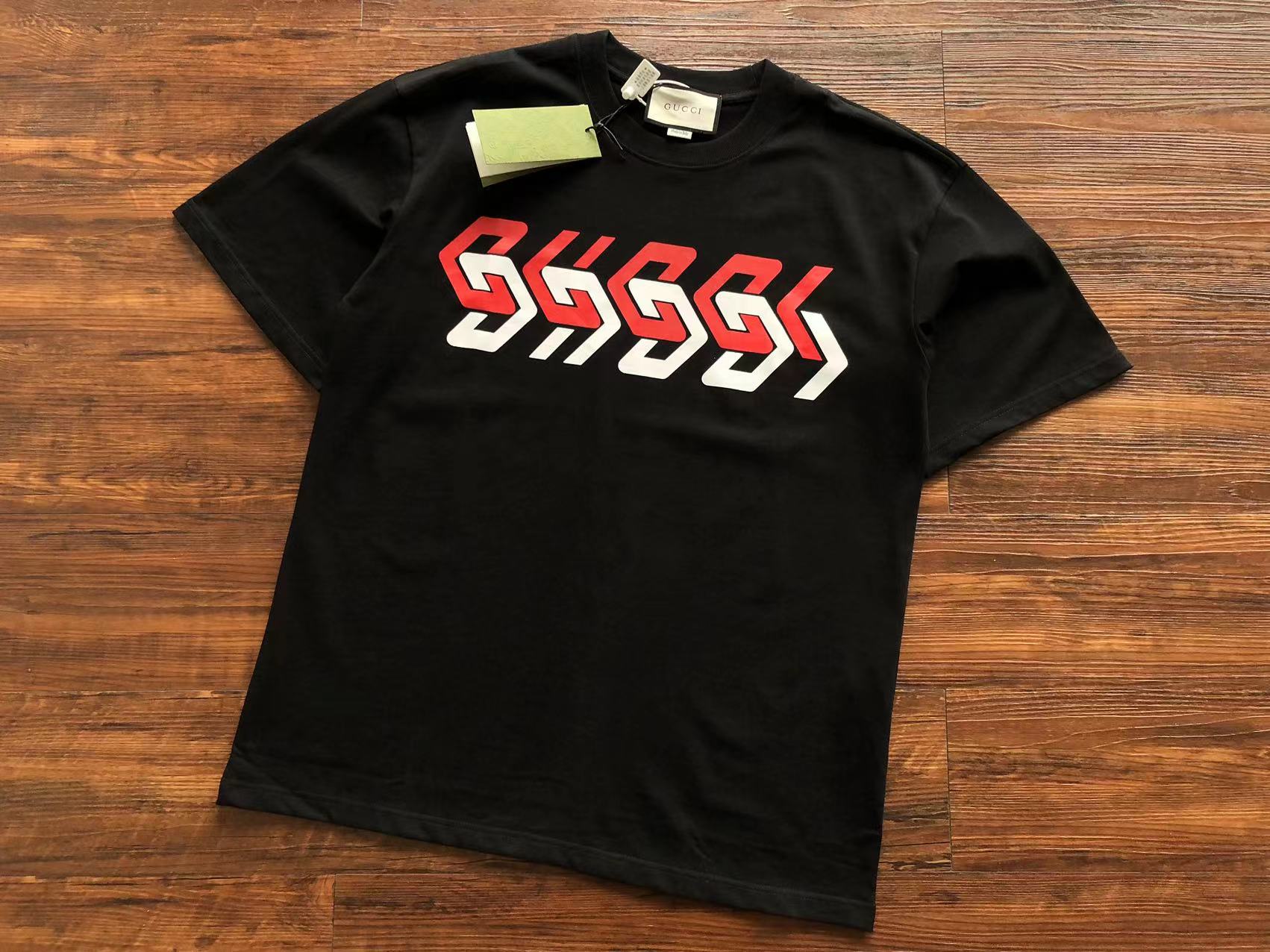 Gucci T-shirt