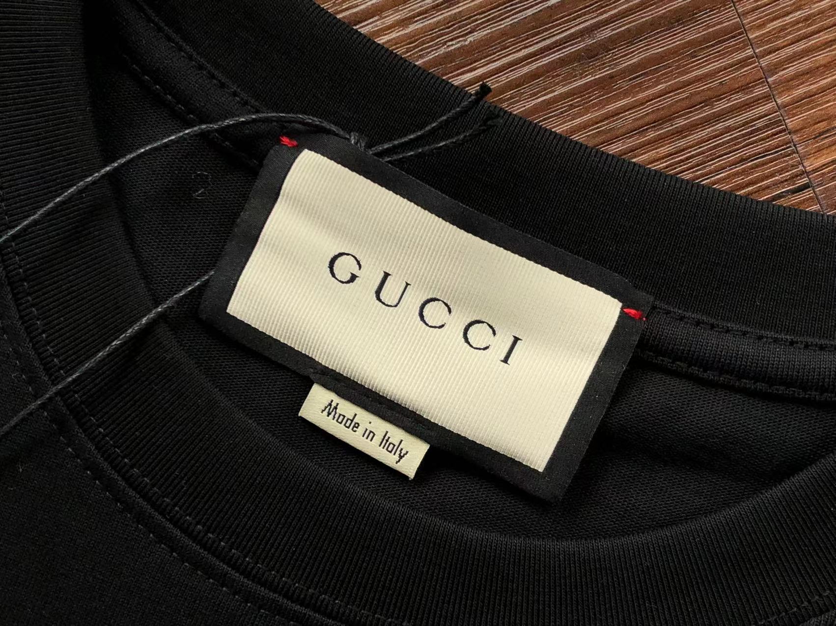 Gucci T-shirt