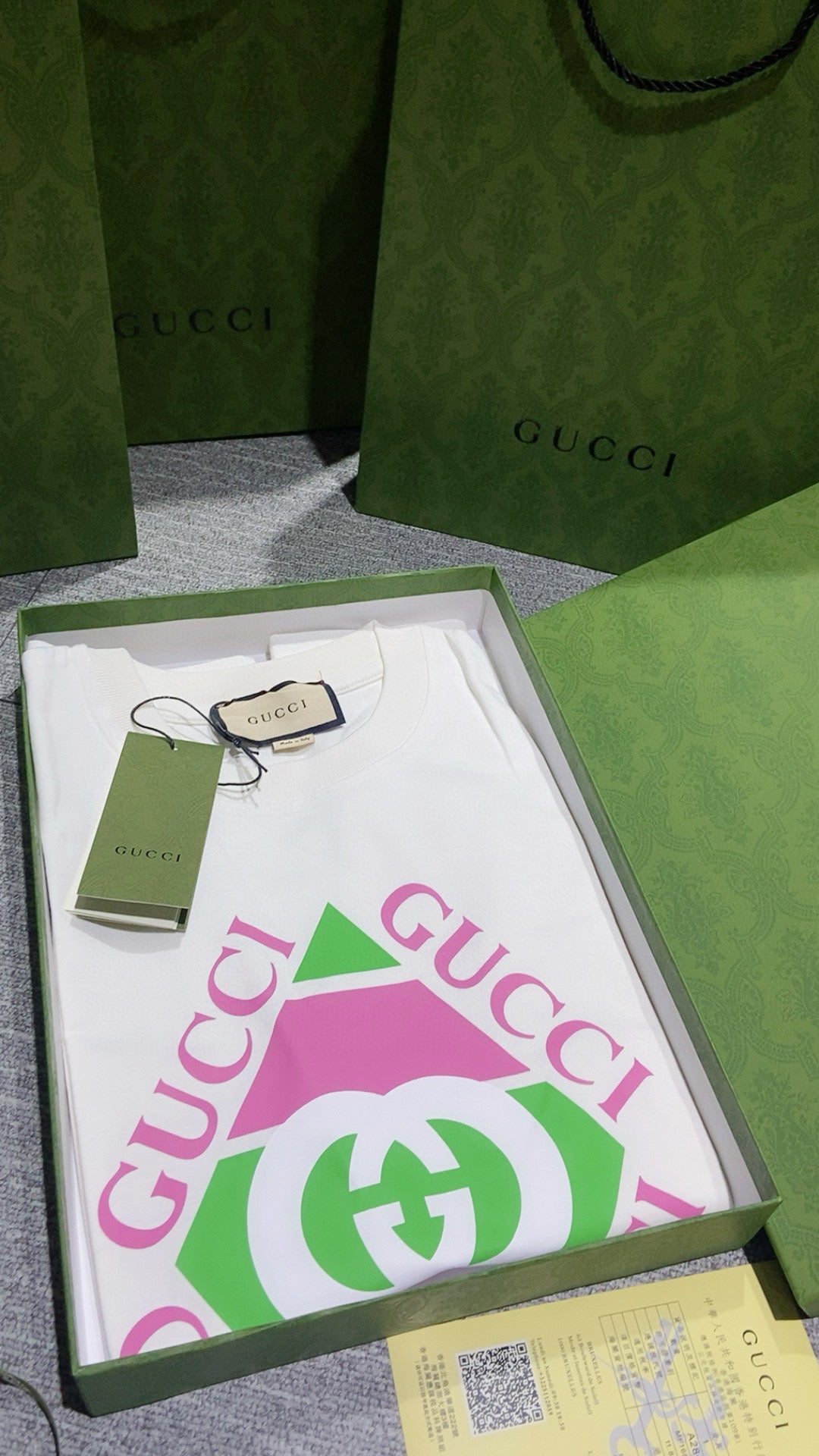 Gucci T-shirt