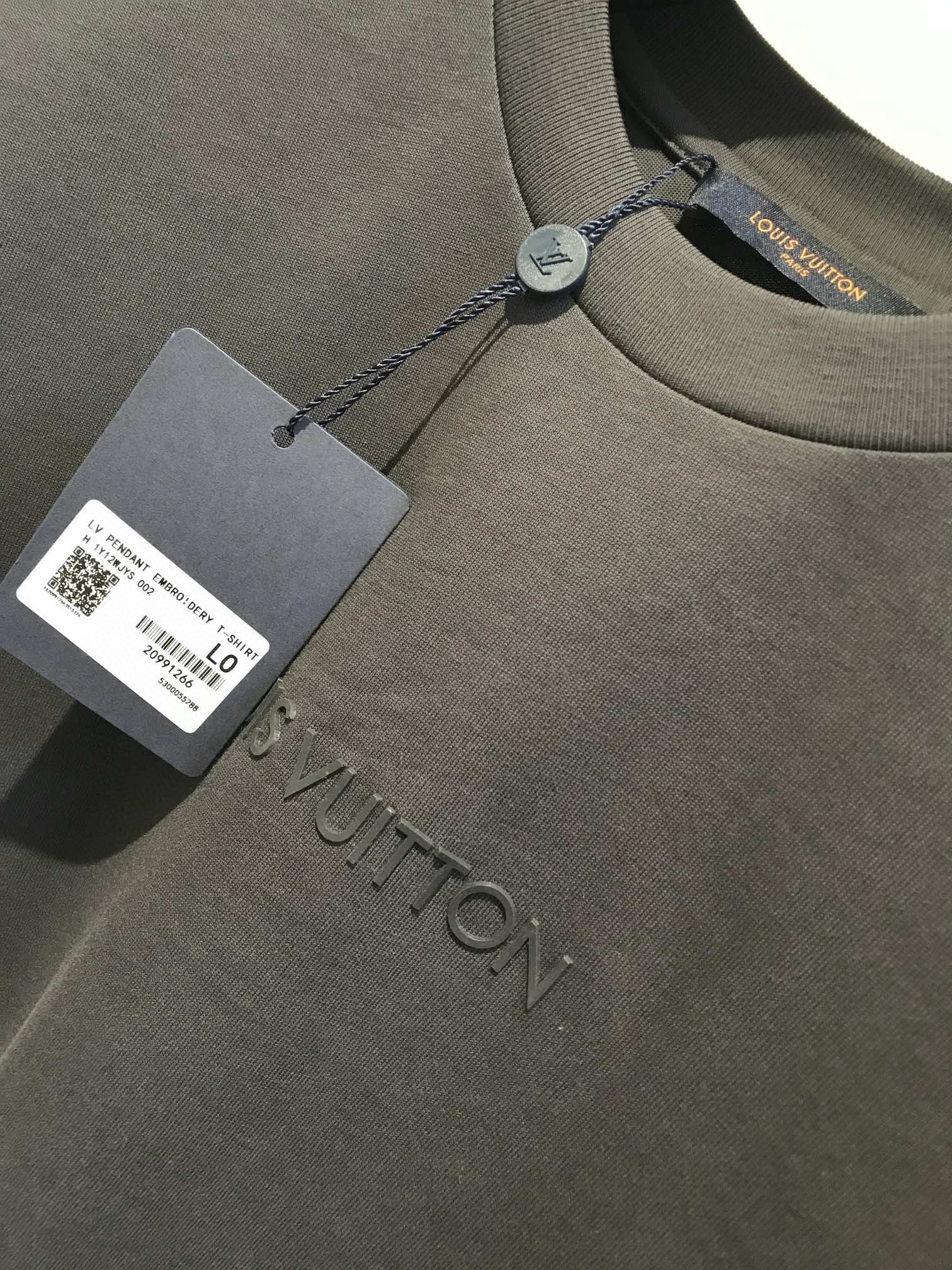 Louis Vuitton T-shirt