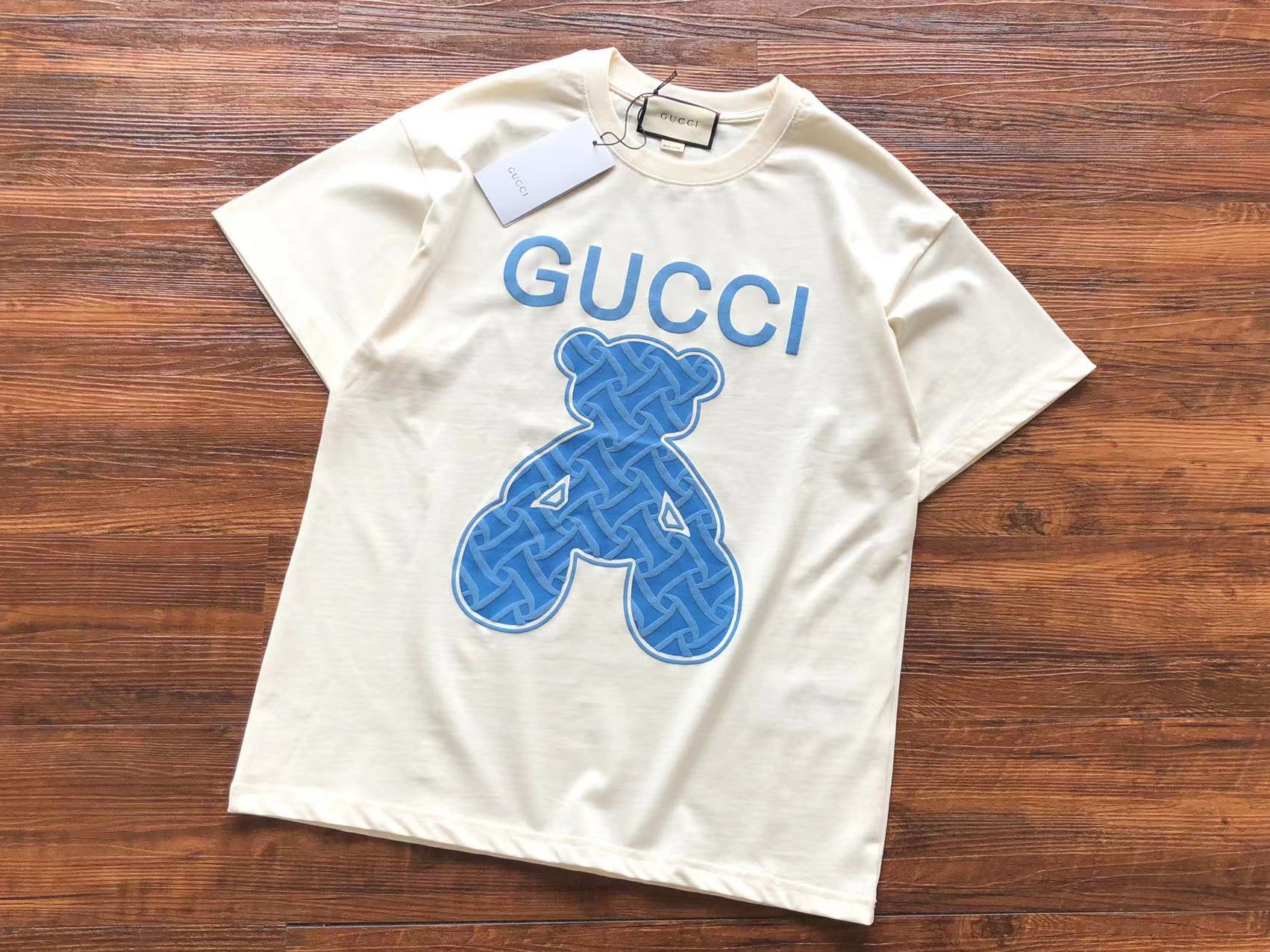 Gucci T-shirt