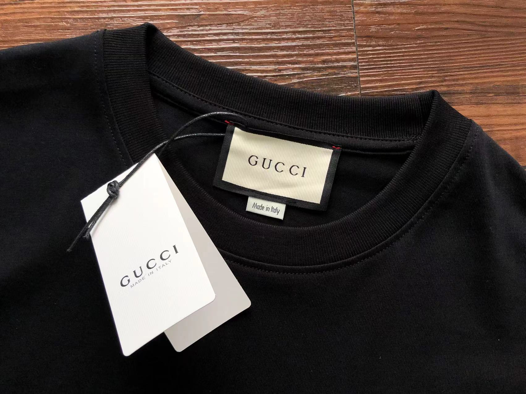 Gucci T-shirt