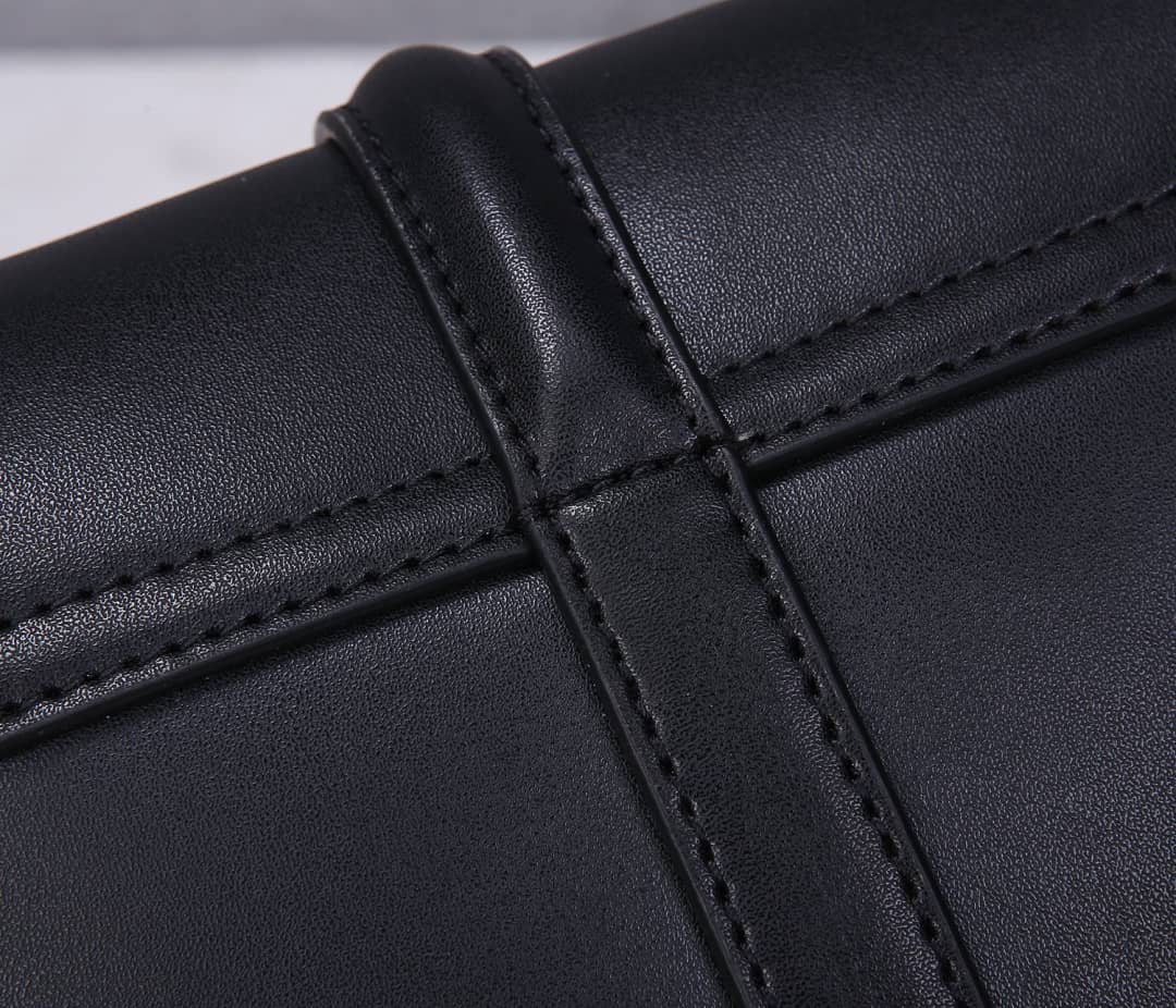 Celine Small Besace 16 Cowhide Replica Saddle Bag