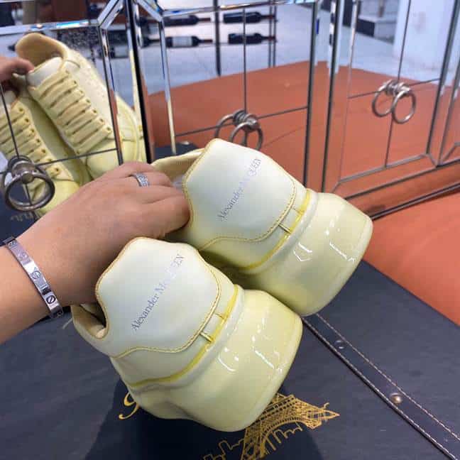 ALEXANDER MCQUEEN SNEAKER   AM12