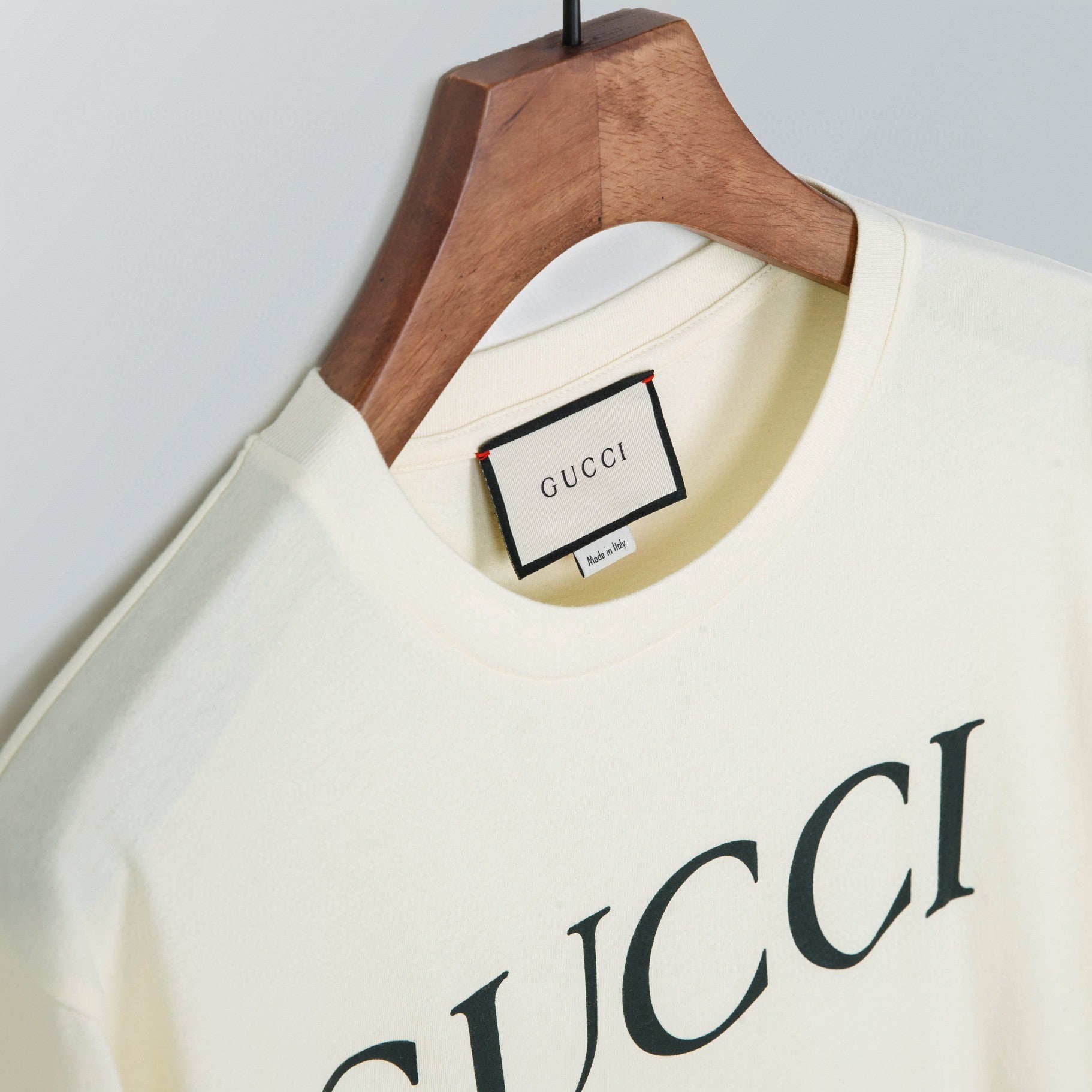 Gucci T-shirt