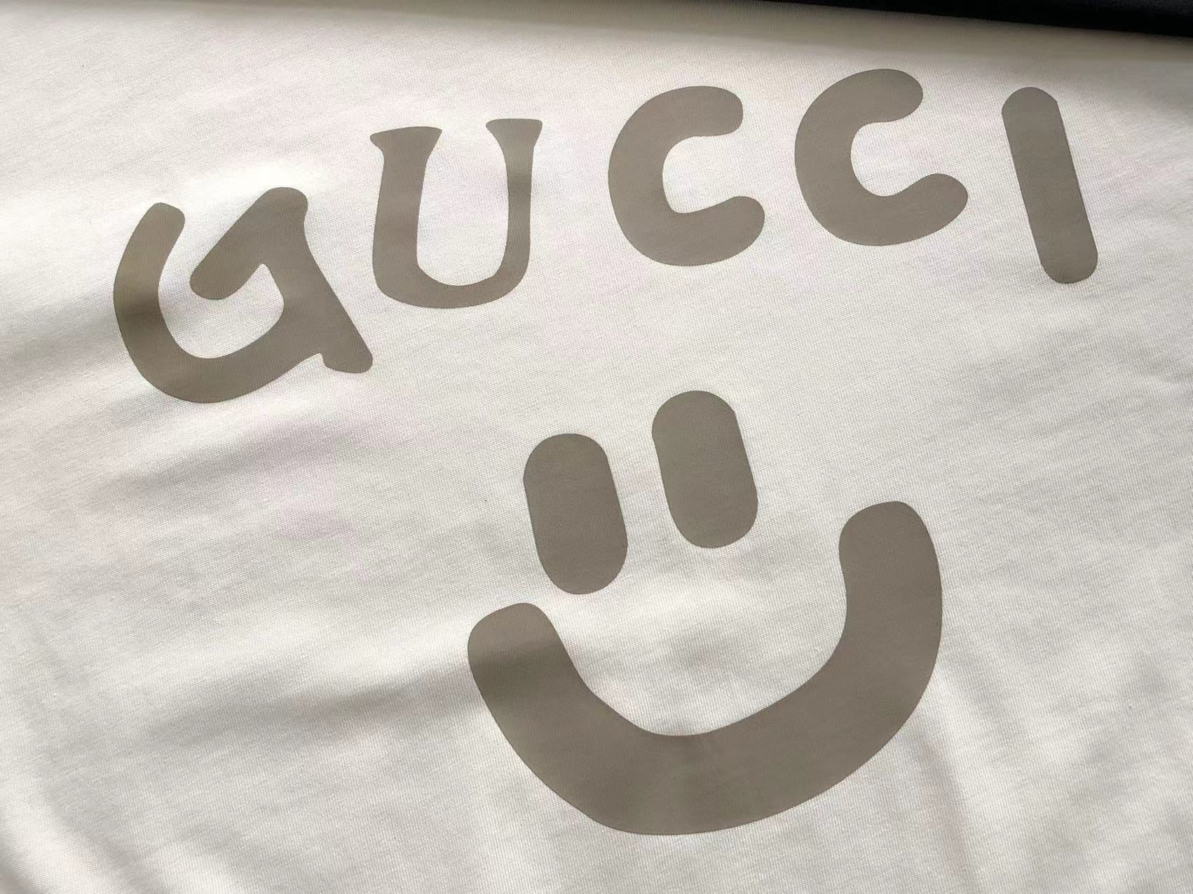 Gucci T-shirt