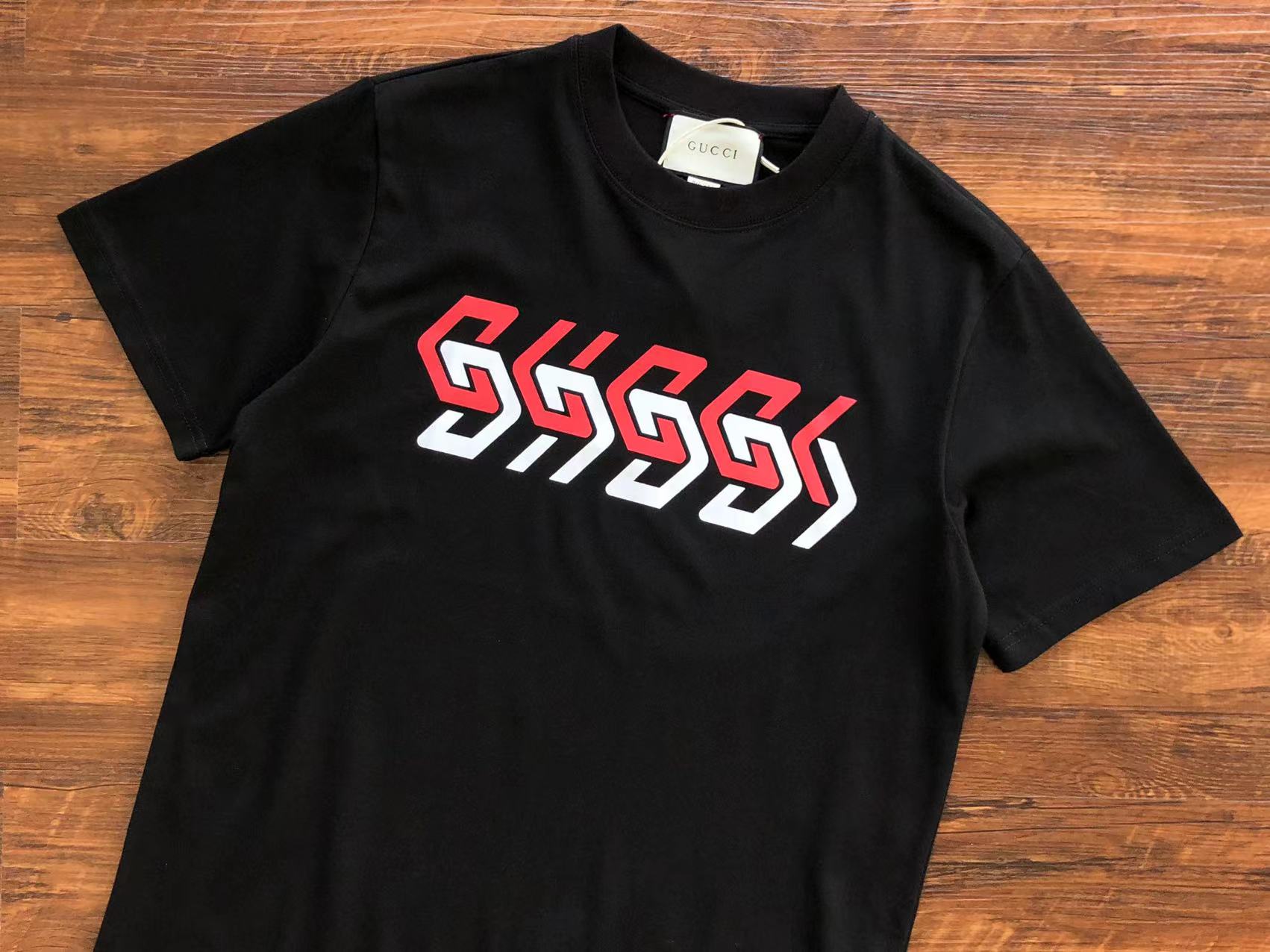 Gucci T-shirt
