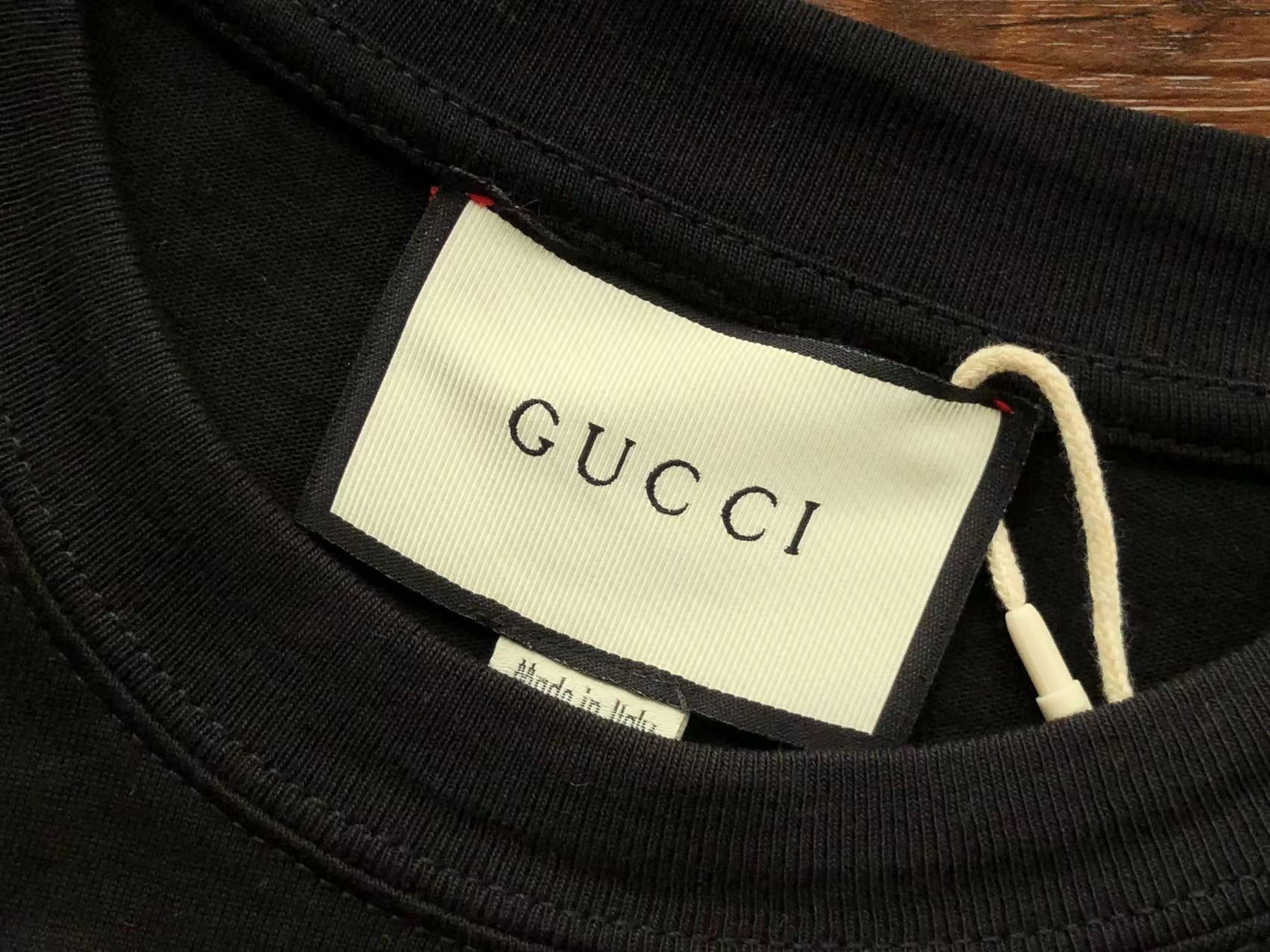 Gucci T-shirt