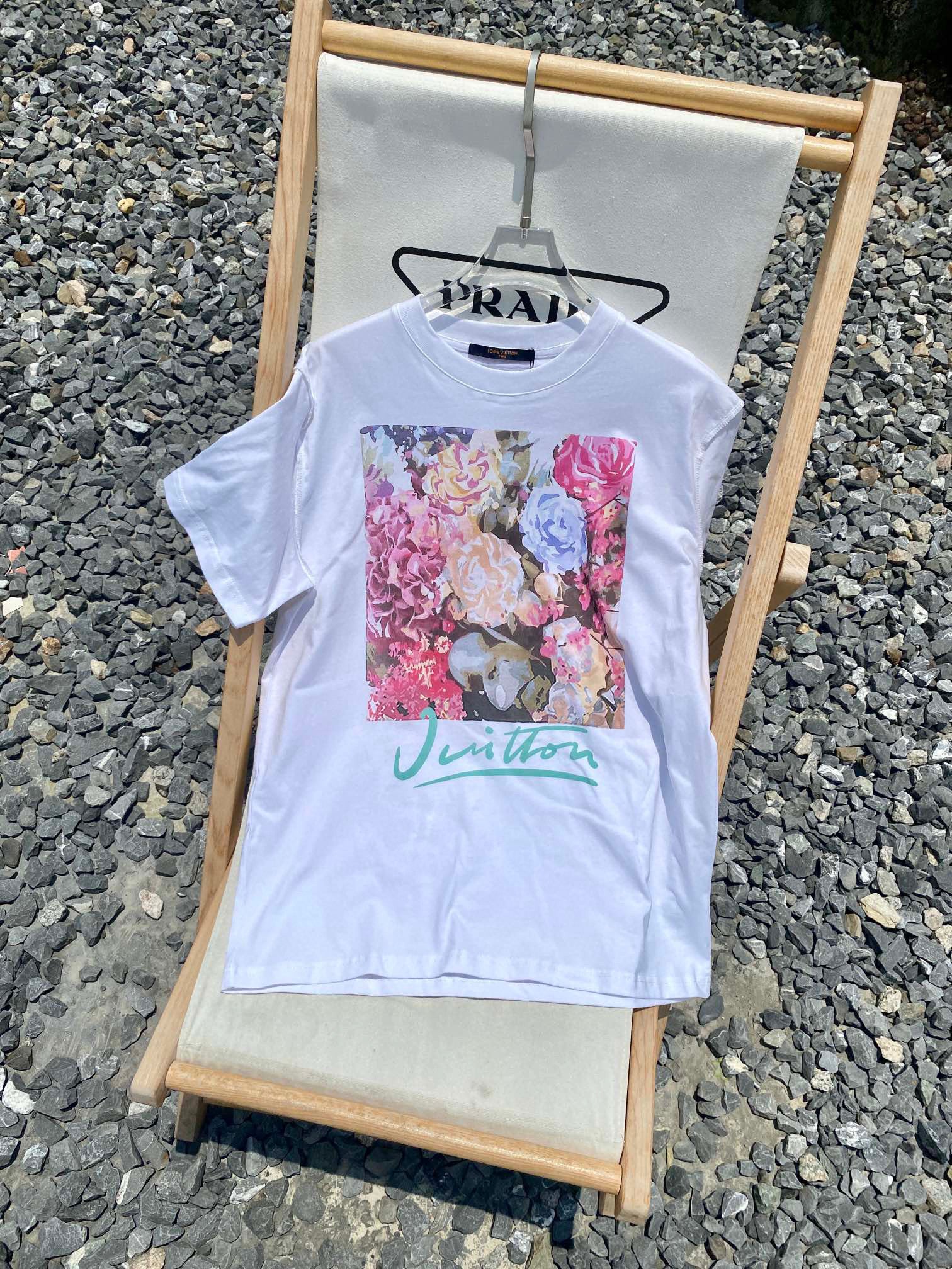 Louis Vuitton T-shirt