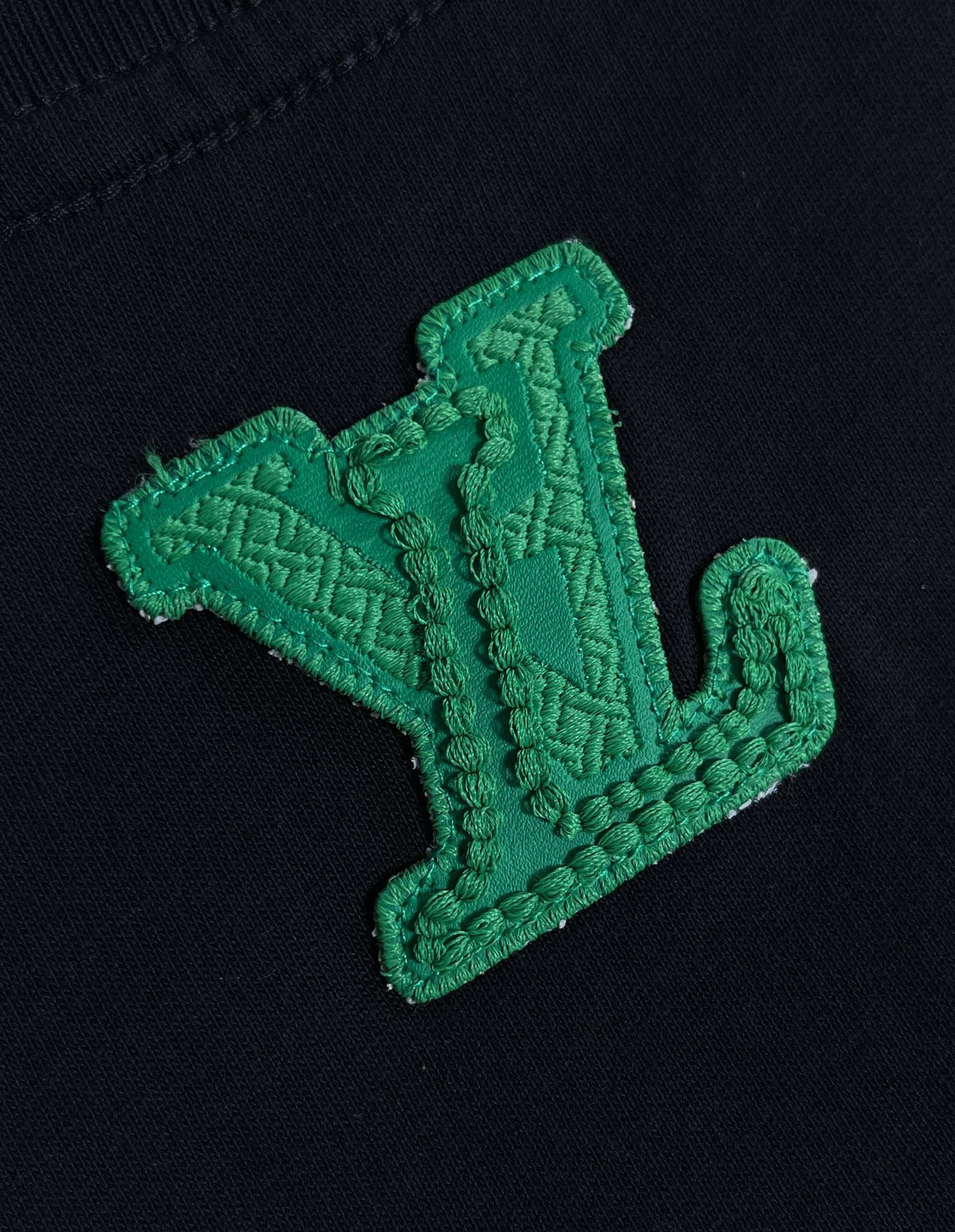 Louis Vuitton T-shirt