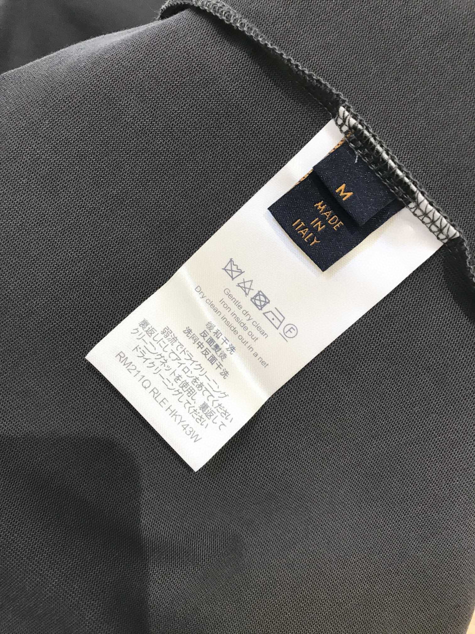 Louis Vuitton T-shirt