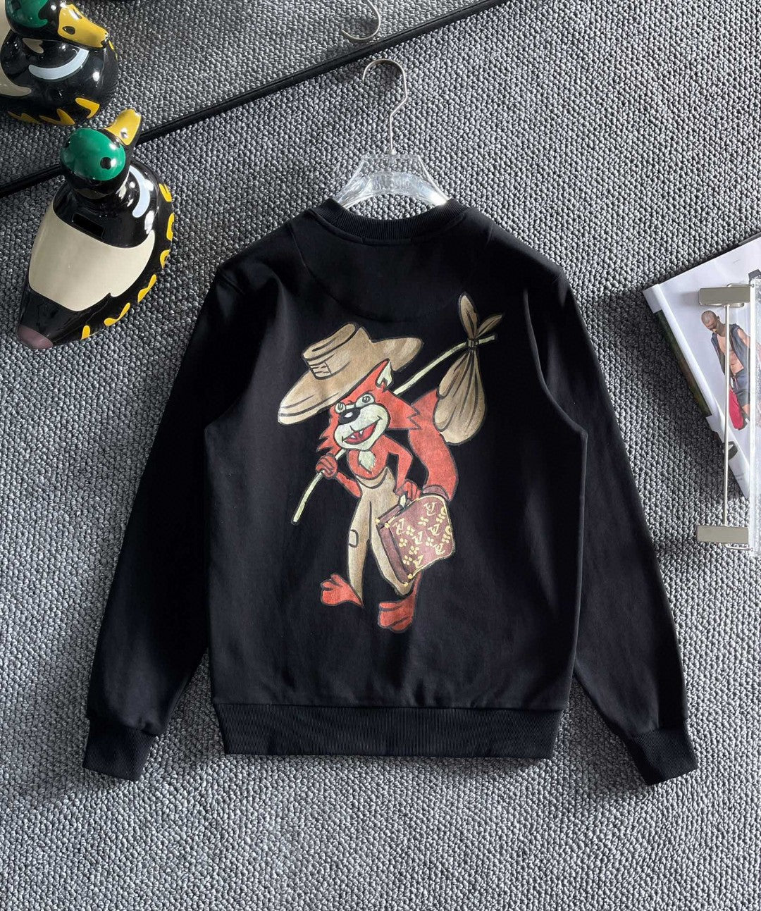 Louis Vuitton Sweatshirt