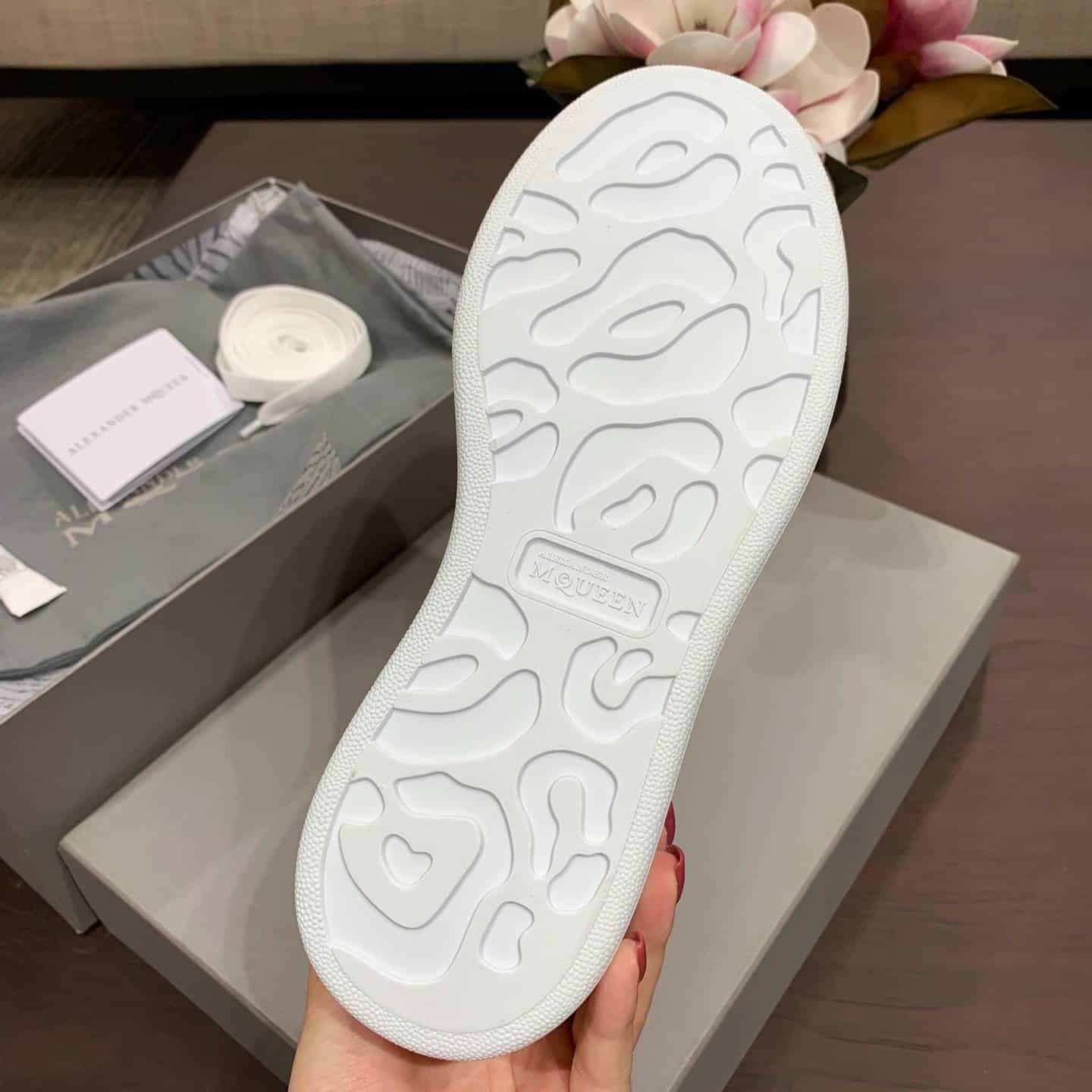 Alexander Mcqueen Sneaker Dupe - AM17