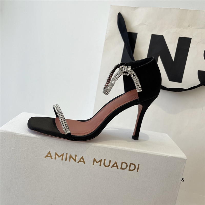 amina muaddi giorgia heels
