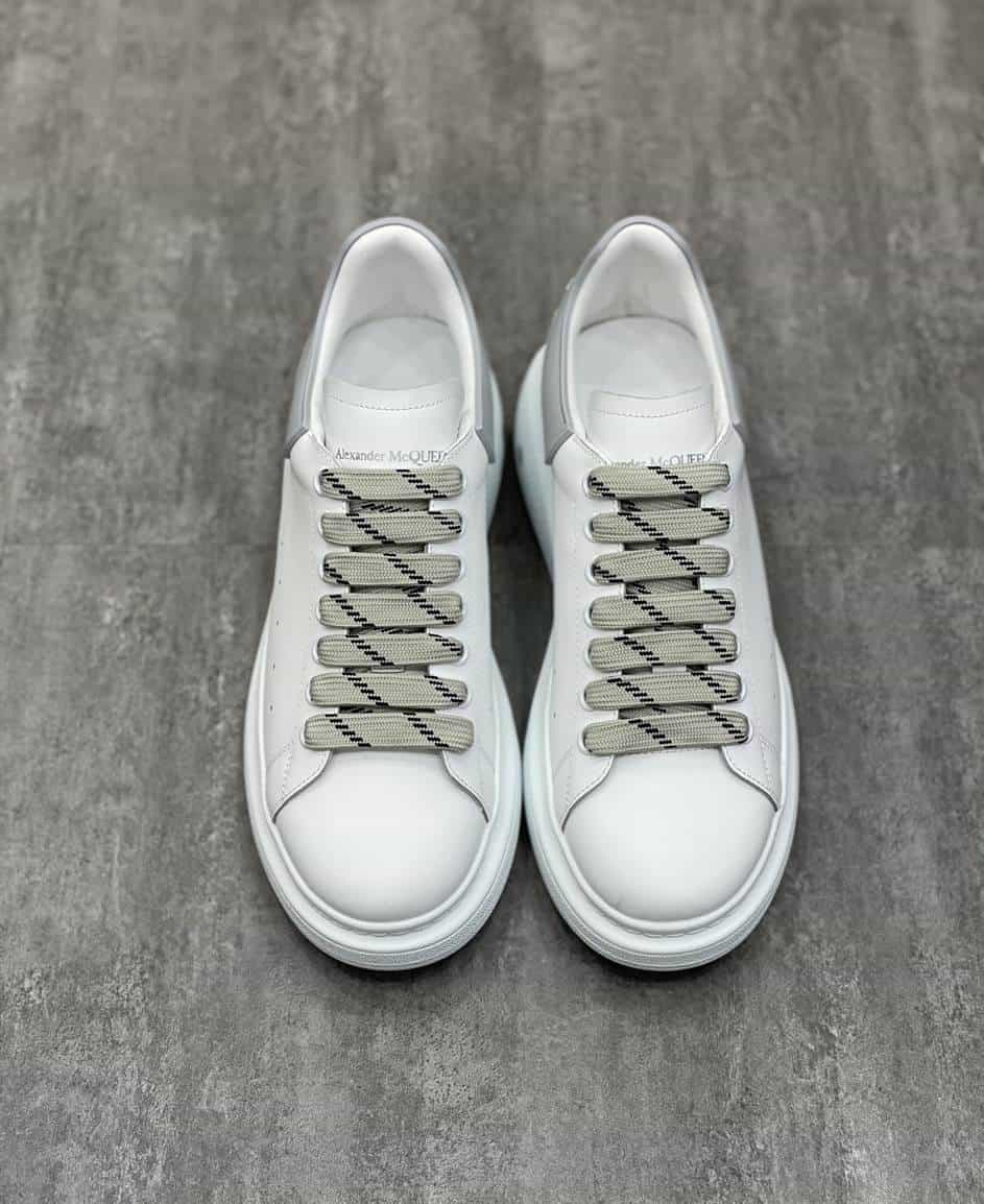 ALEXANDER MCQUEEN SNEAKER   AM22