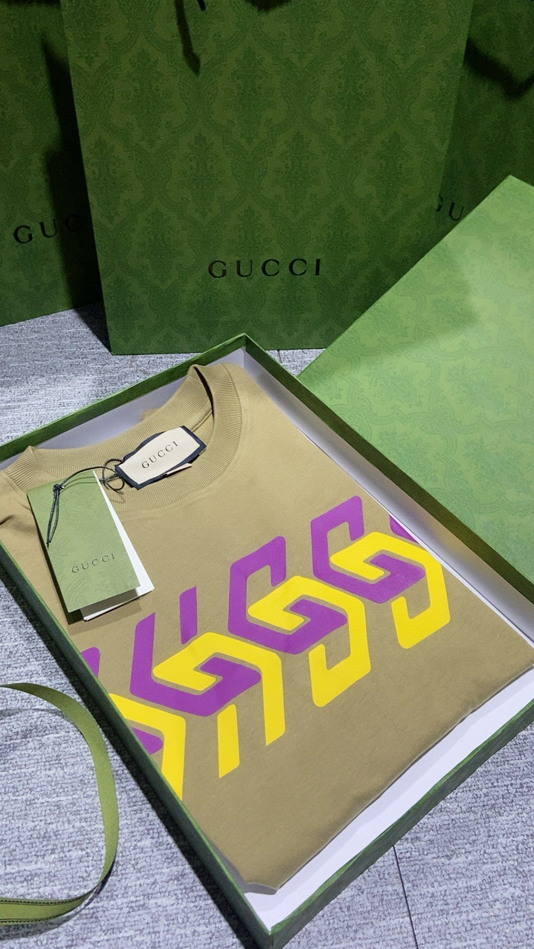 Gucci T-shirt