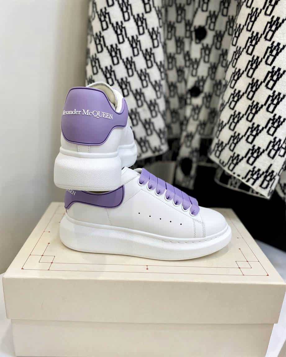 ALEXANDER MCQUEEN SNEAKER   AM24