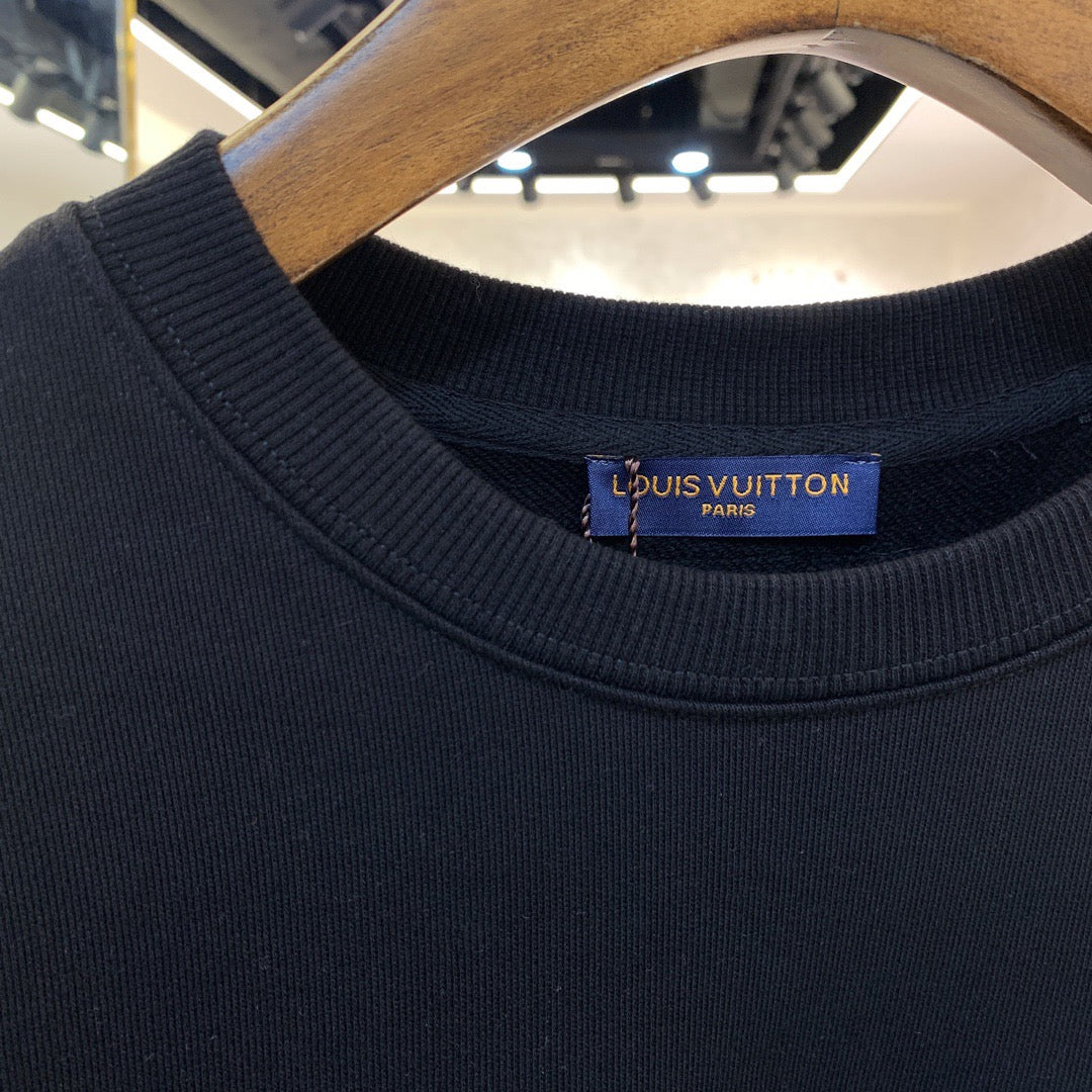 Louis Vuitton Sweatshirt