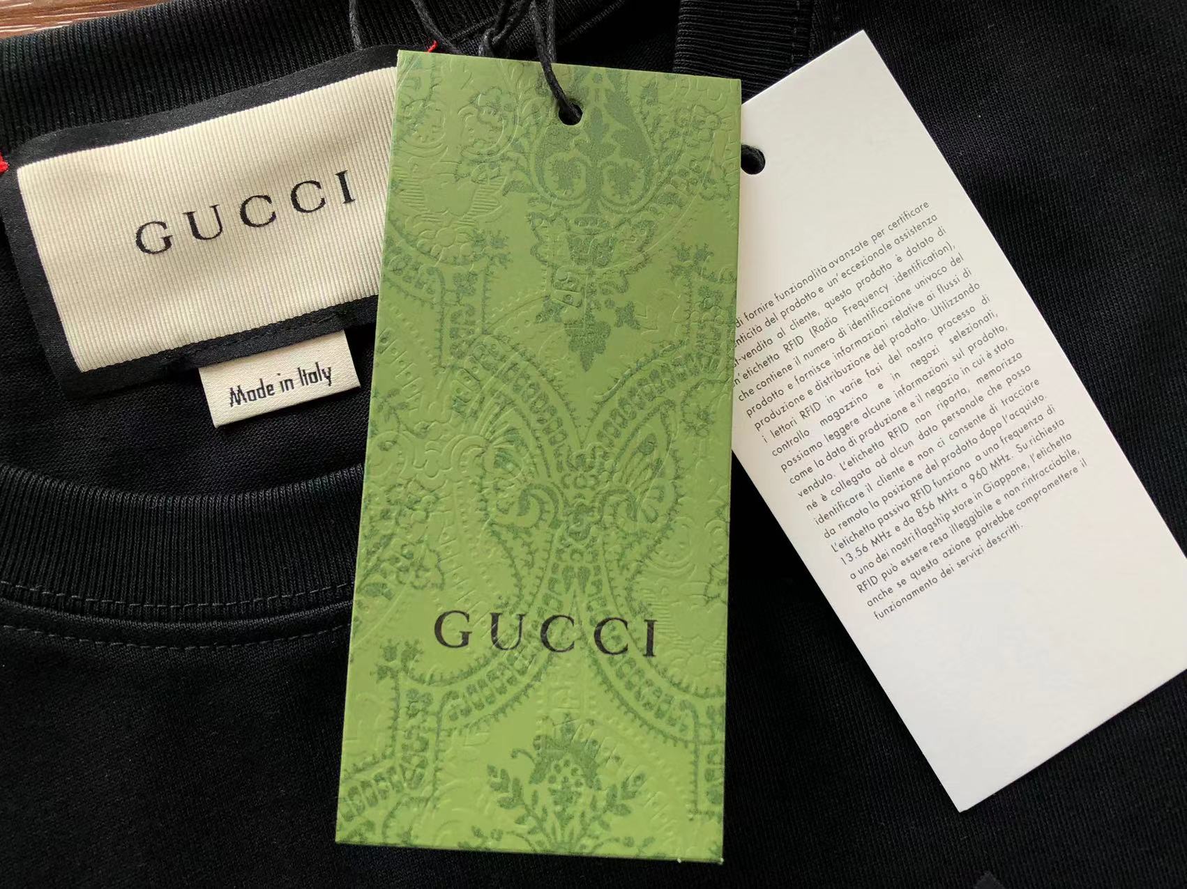 Gucci T-shirt