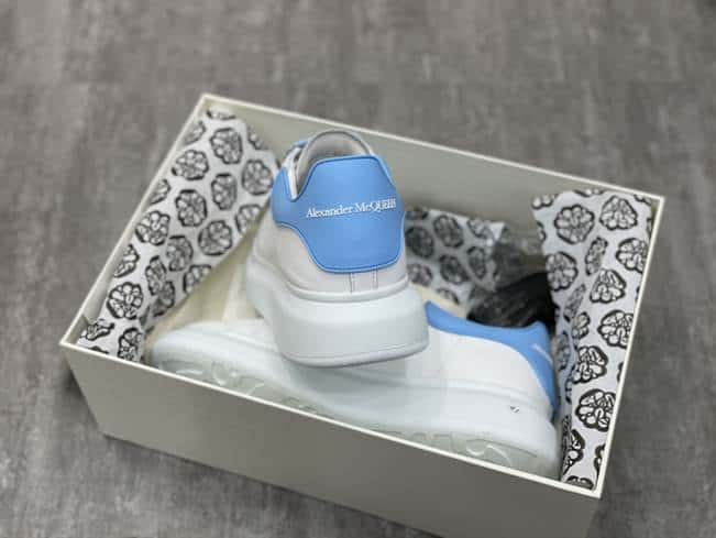 ALEXANDER MCQUEEN SNEAKER   AM21