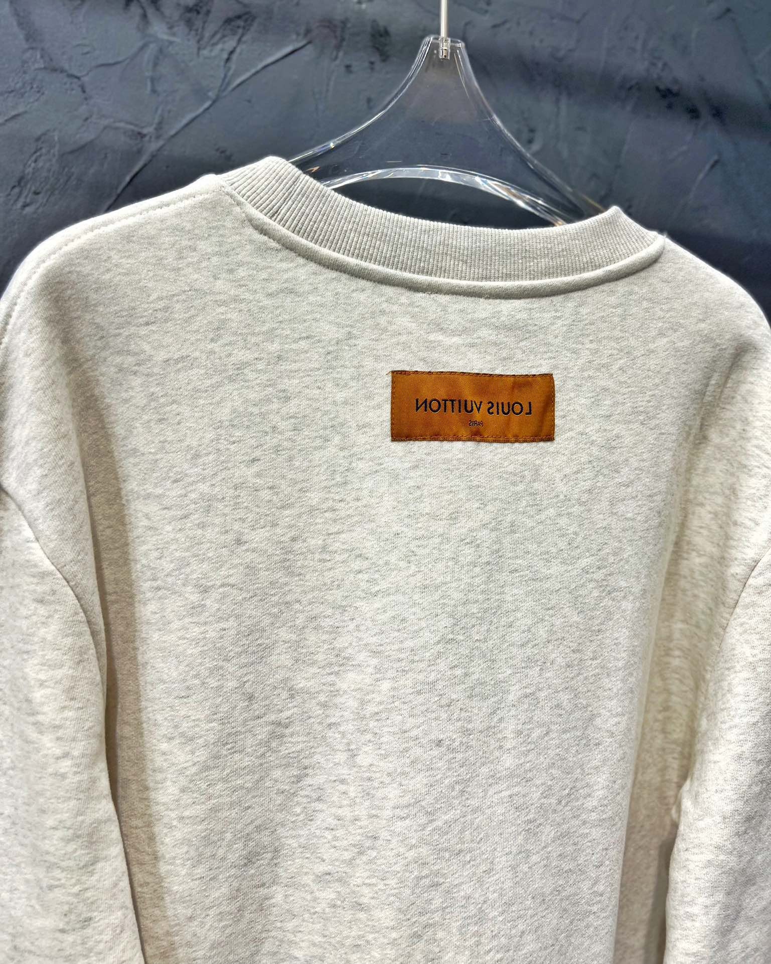 Louis Vuitton Sweatshirt