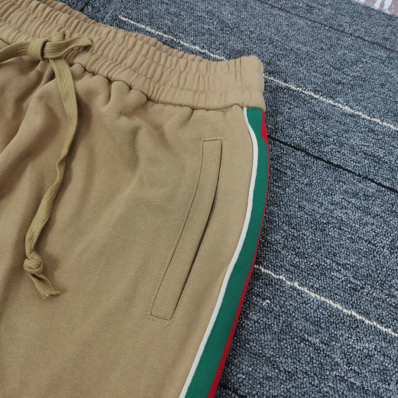Gucci Pants