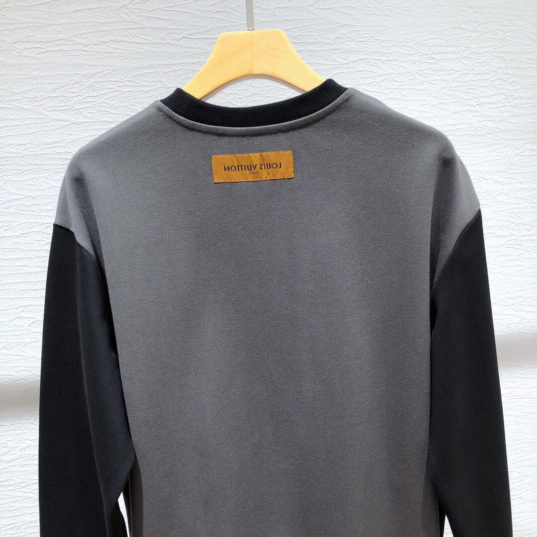 Louis Vuitton Sweatshirt